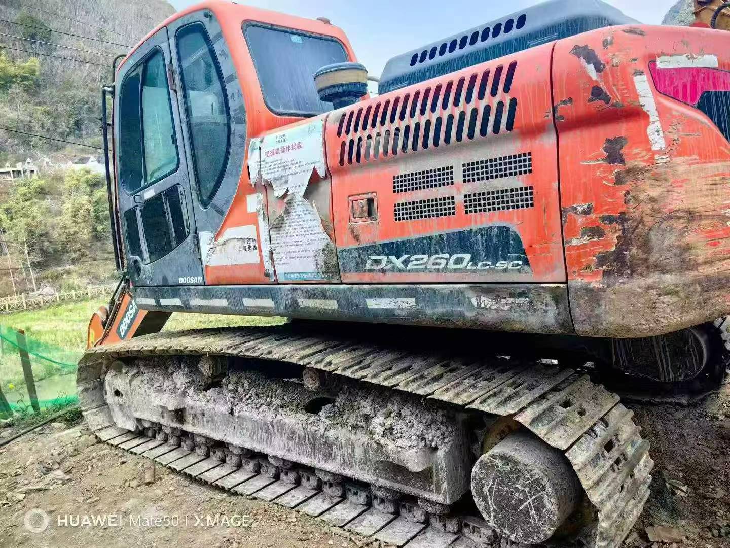 Buy Doosan DH220 Used Excavator / 5