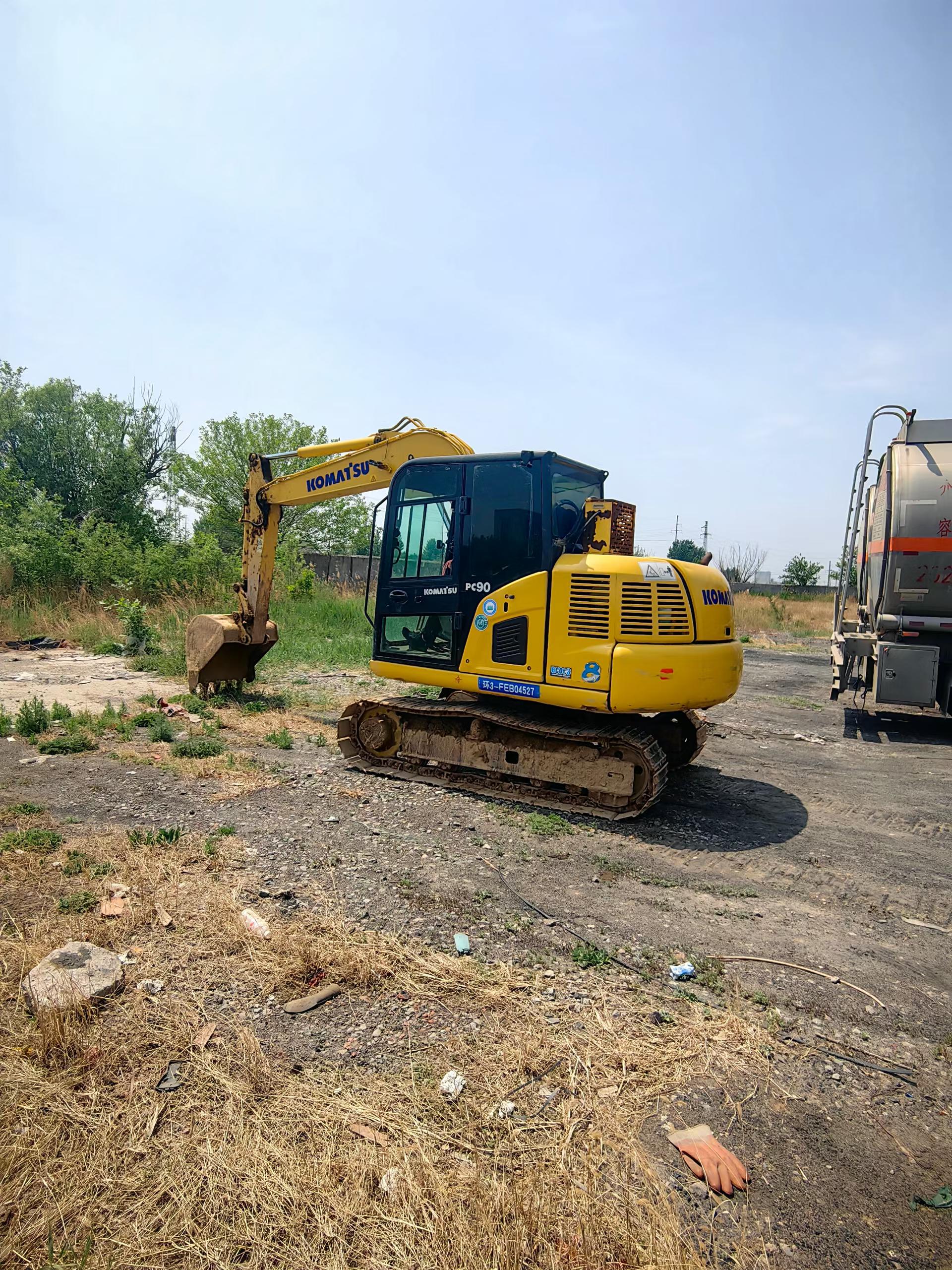 Buy Komatsu PC70 Used Excavator / 3