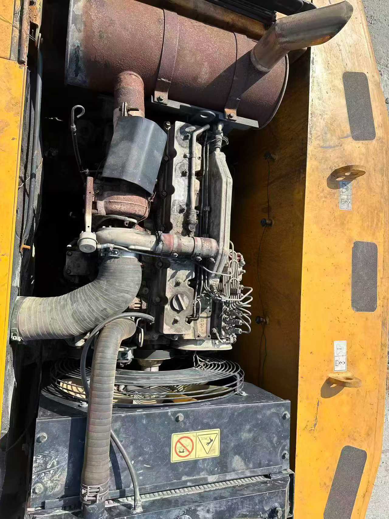 Buy Hyundai R305LVS Used Excavator / 6