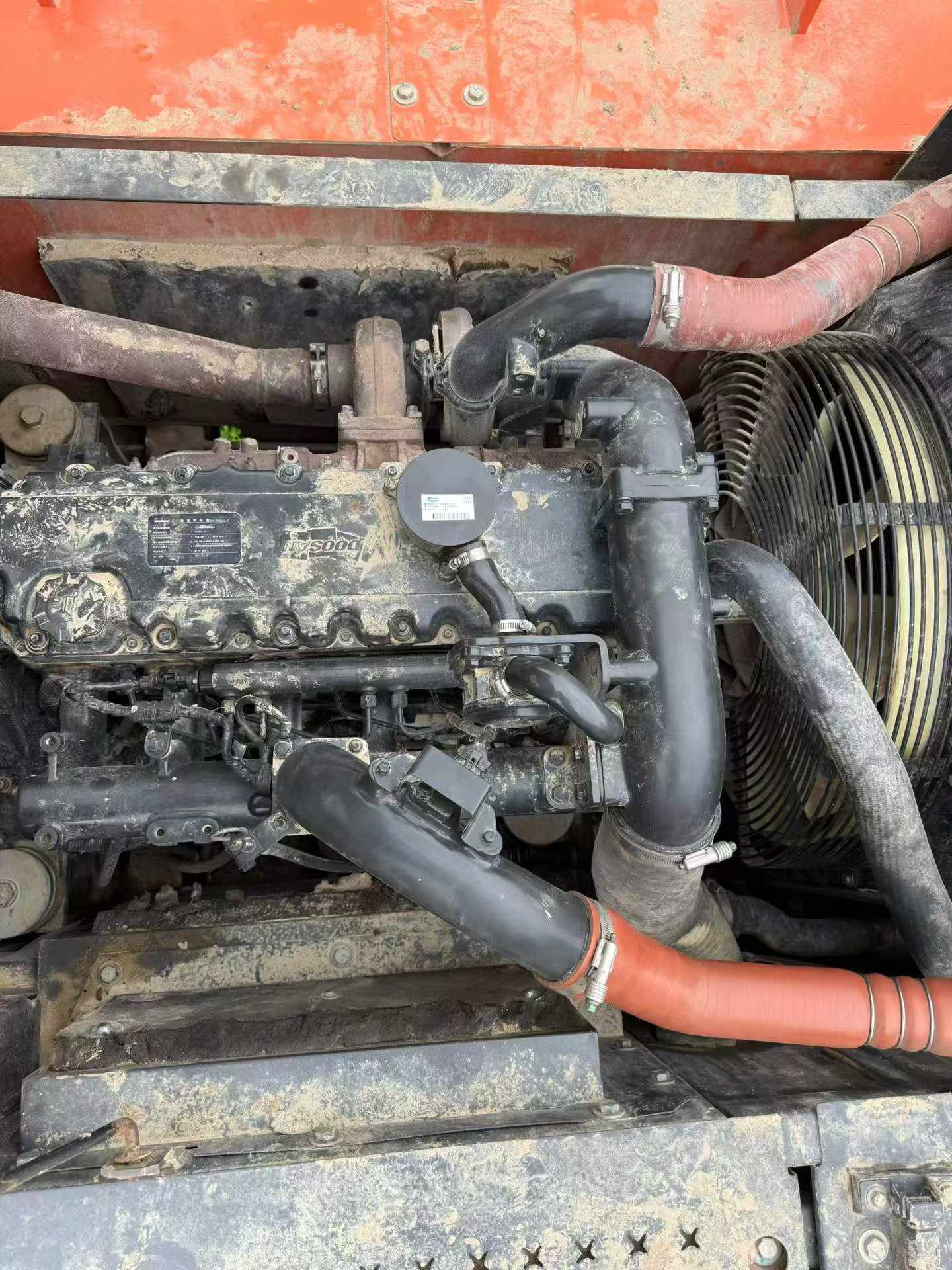 Buy Doosan DX260LC-9C Used Excavator / 5