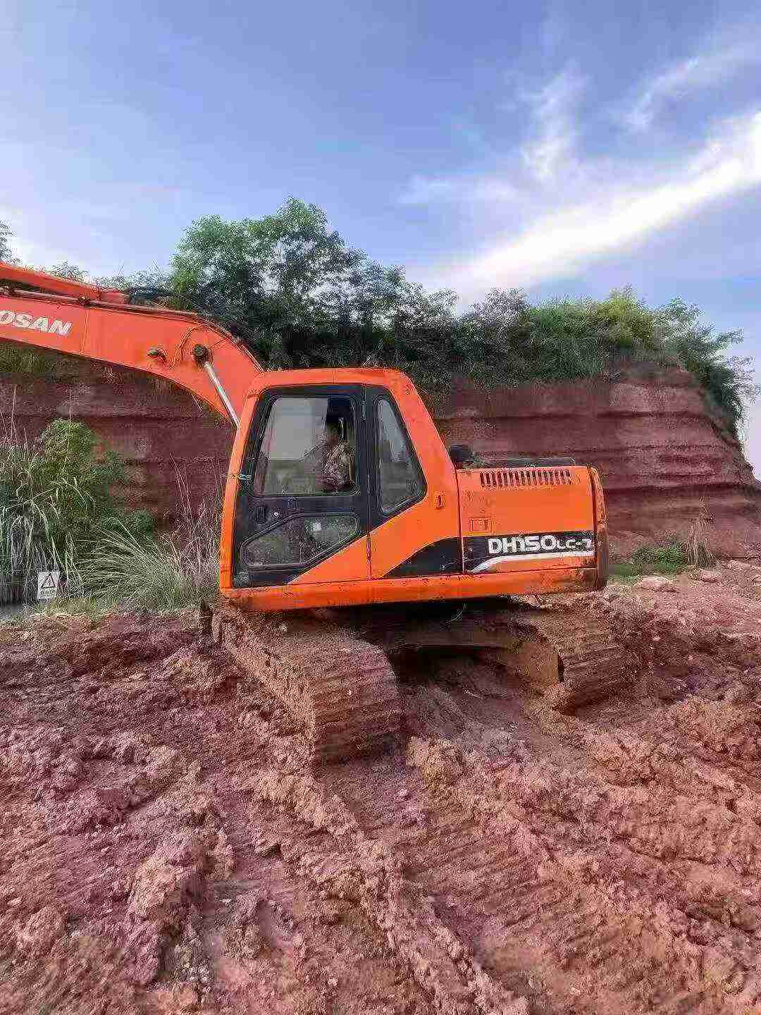 Buy Doosan DH150-7 Used Excavator / 5