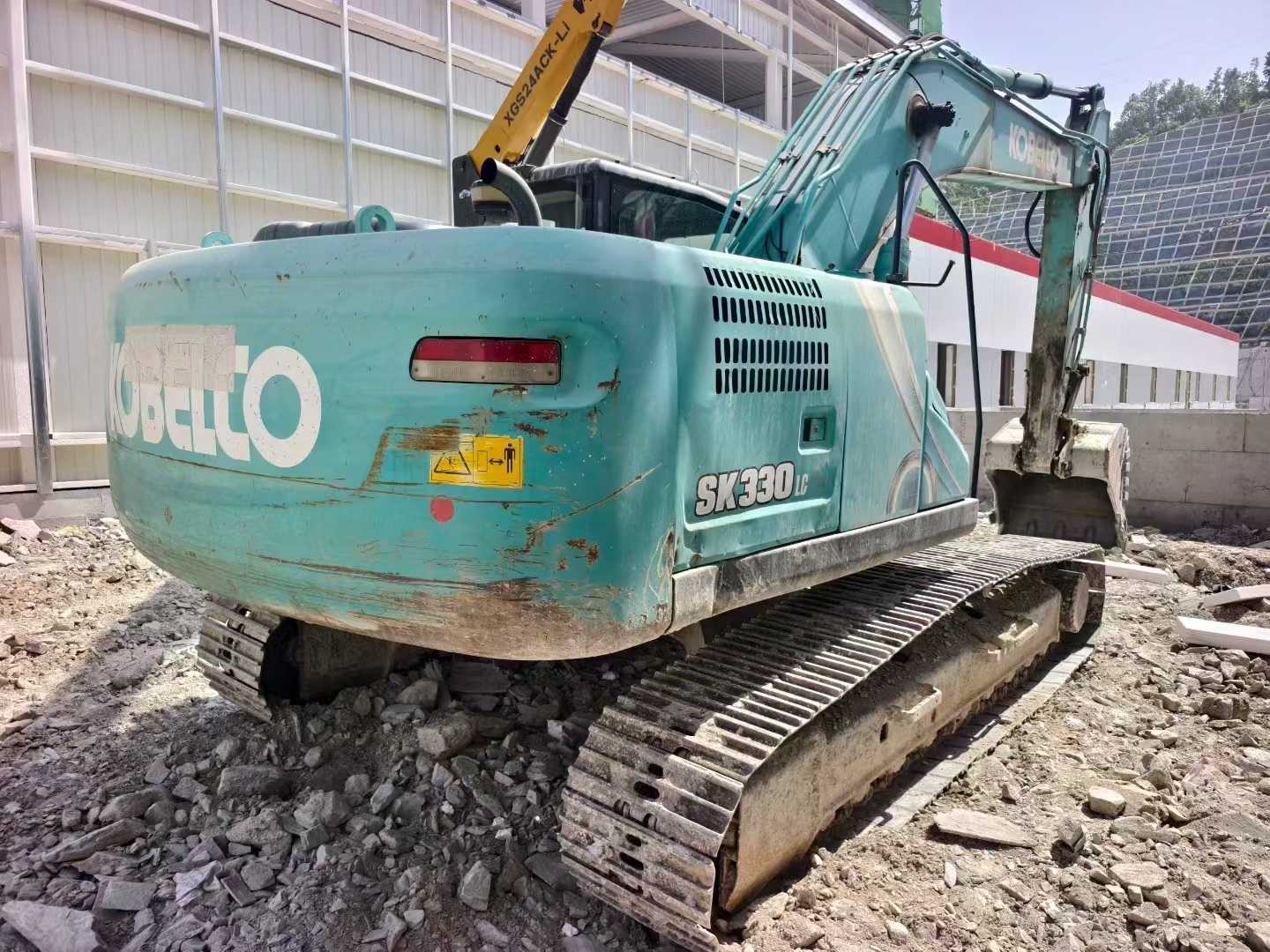Buy Kobelco SK260 Used Excavator / 4