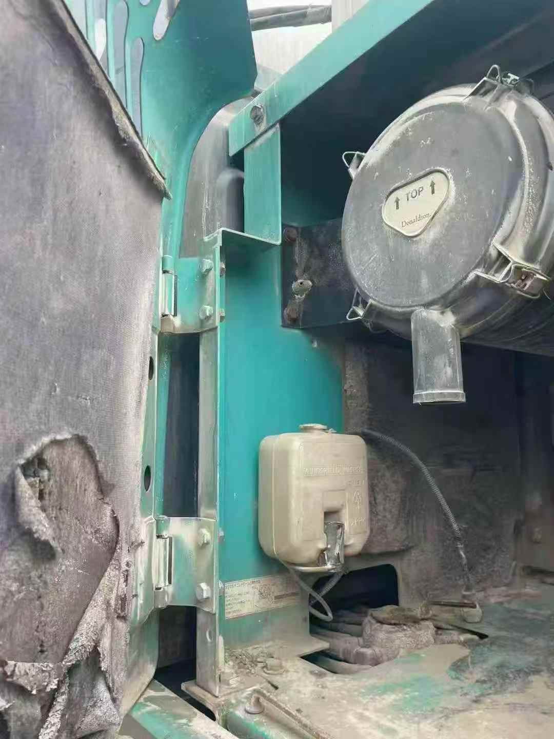 Buy Kobelco SK200-11 Used Excavator / 5