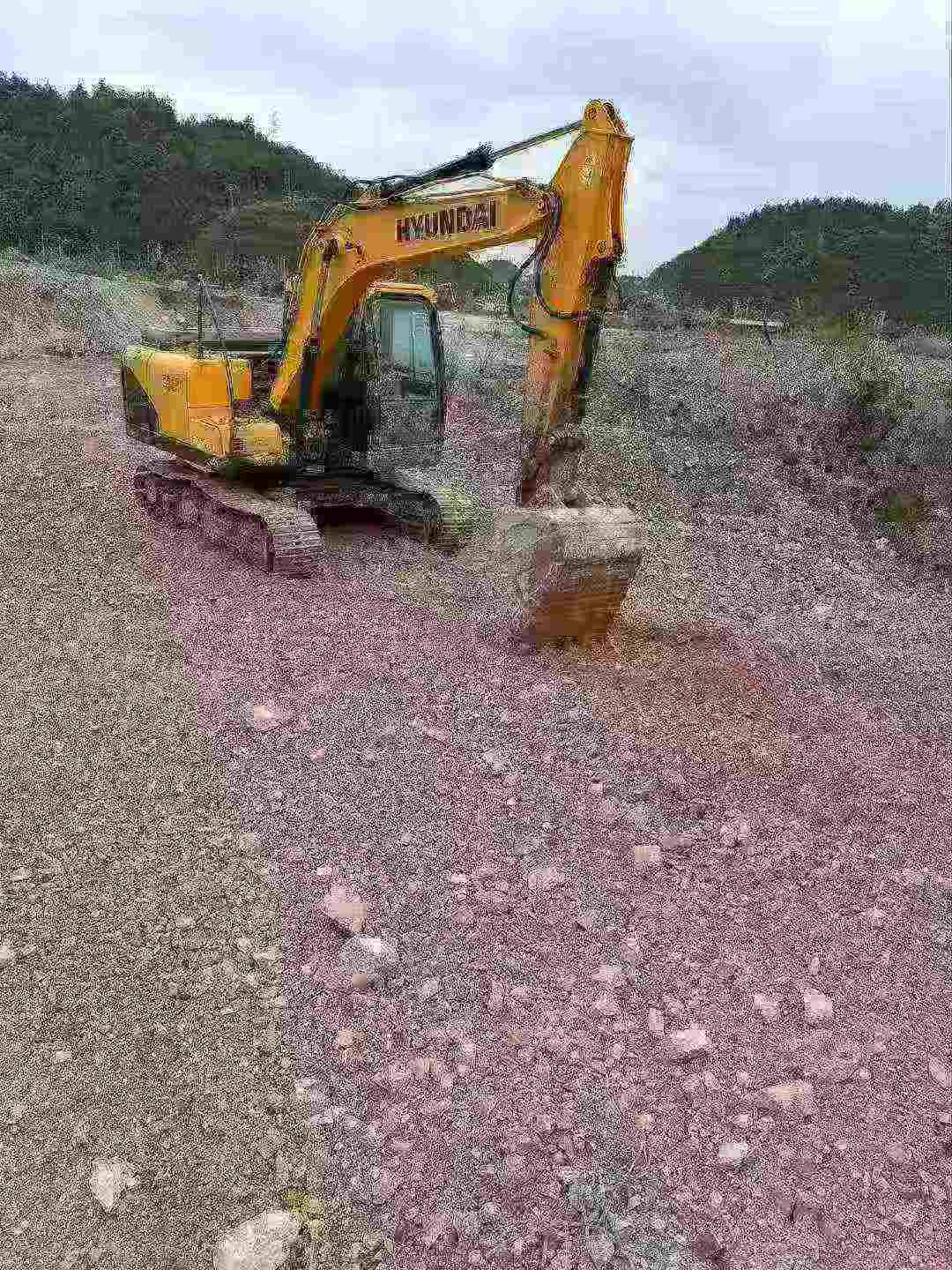 Buy Hyundai R110VS Used Excavator / 4