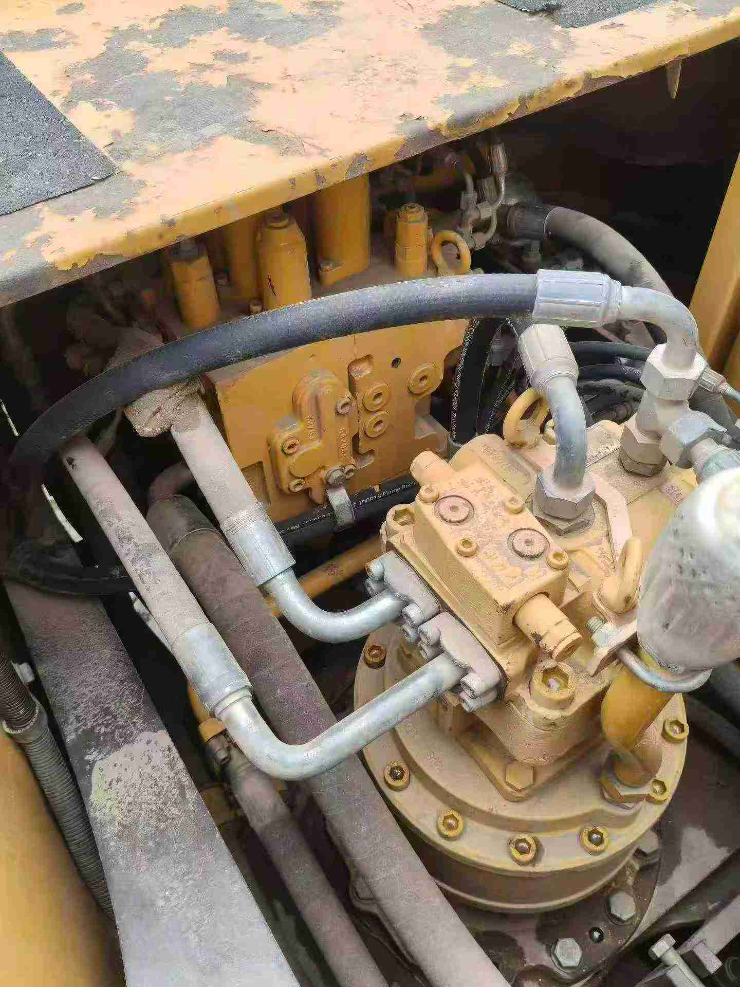 Buy Sany SY225C-8 Used Excavator / 4