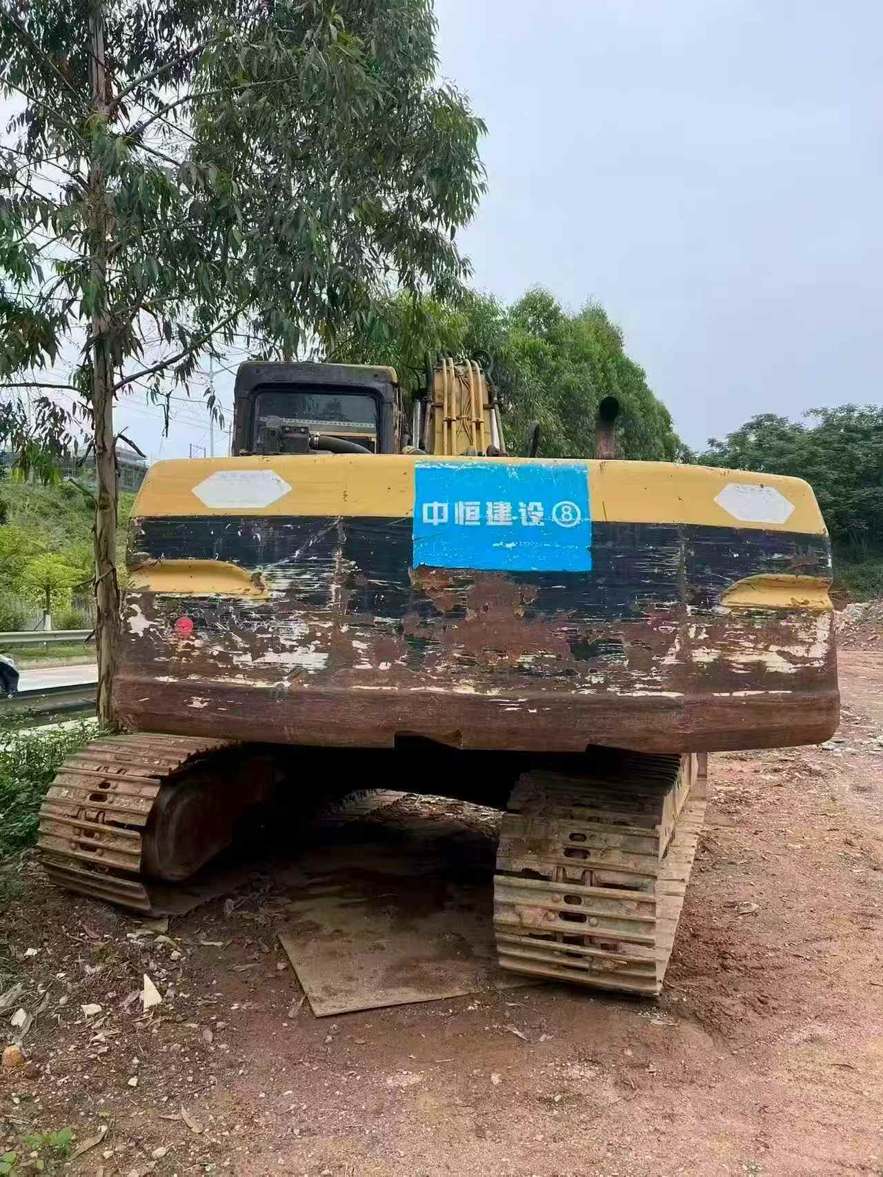 Buy Caterpillar 320V2 Used Excavator / 2