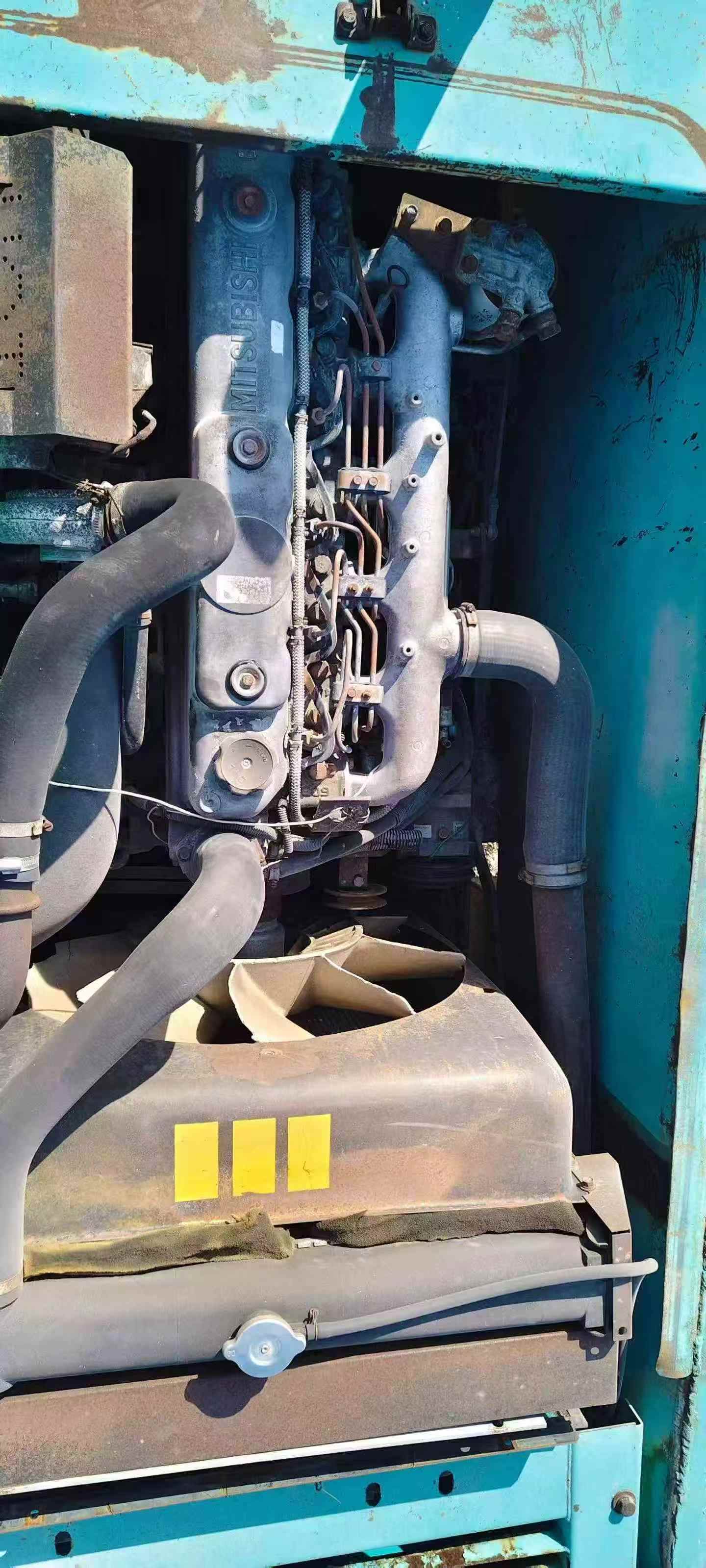 Buy Kobelco SK200 Used Excavator / 8