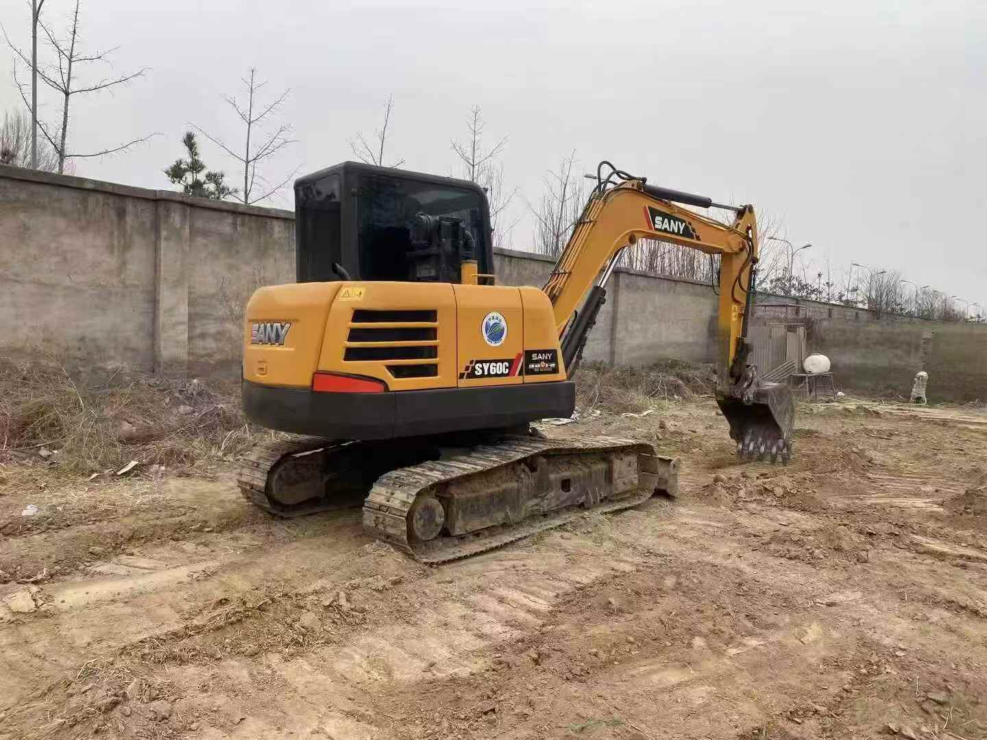 Buy Sany SY60C Used Excavator / 6
