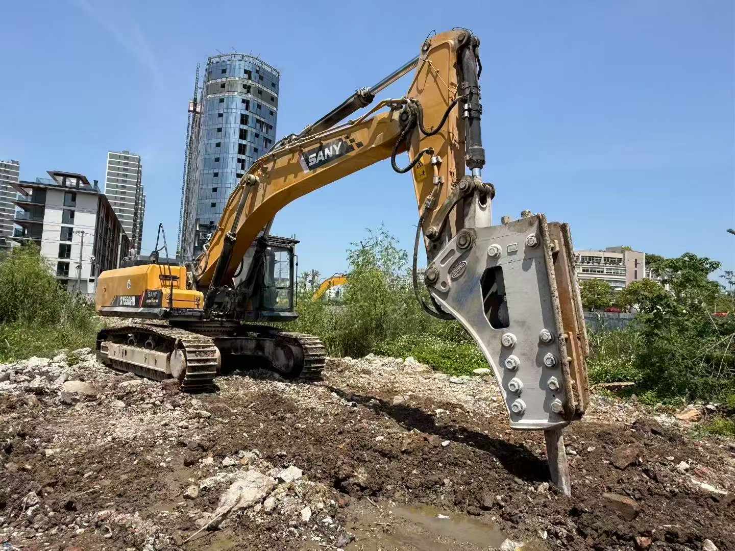 Buy Sany SY550H Used Excavator / 2
