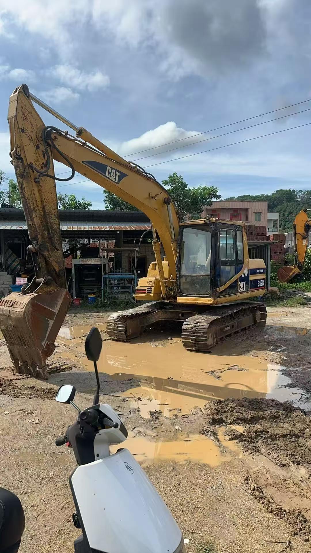 Buy Caterpillar 312B Used Excavator / 4