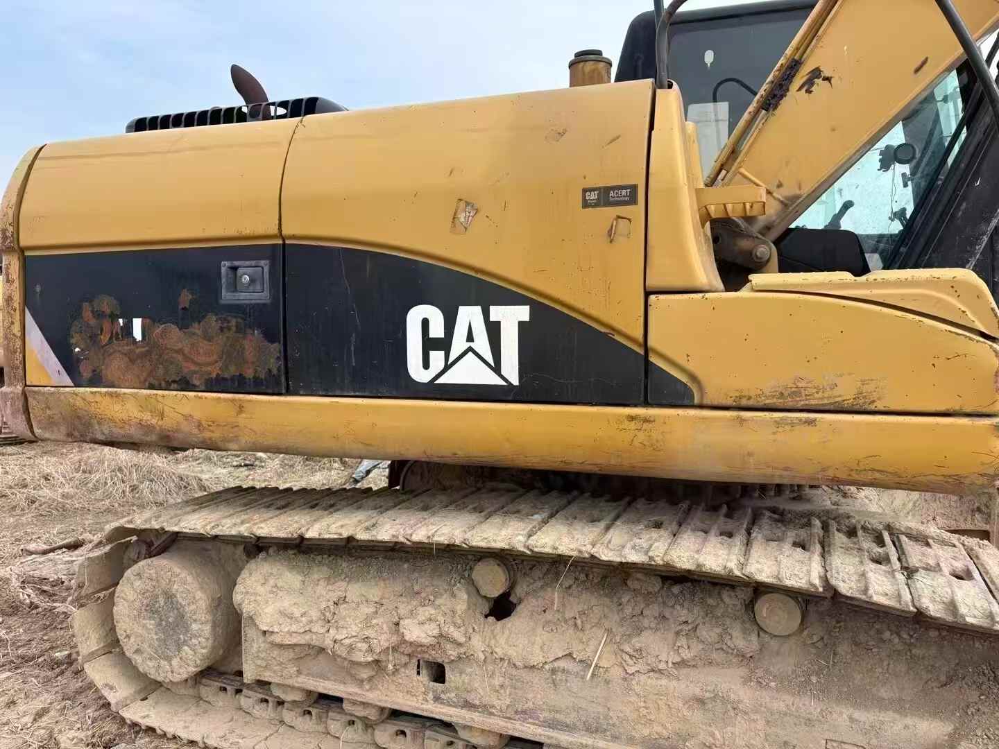 Buy Caterpillar 320D Used Excavator / 3