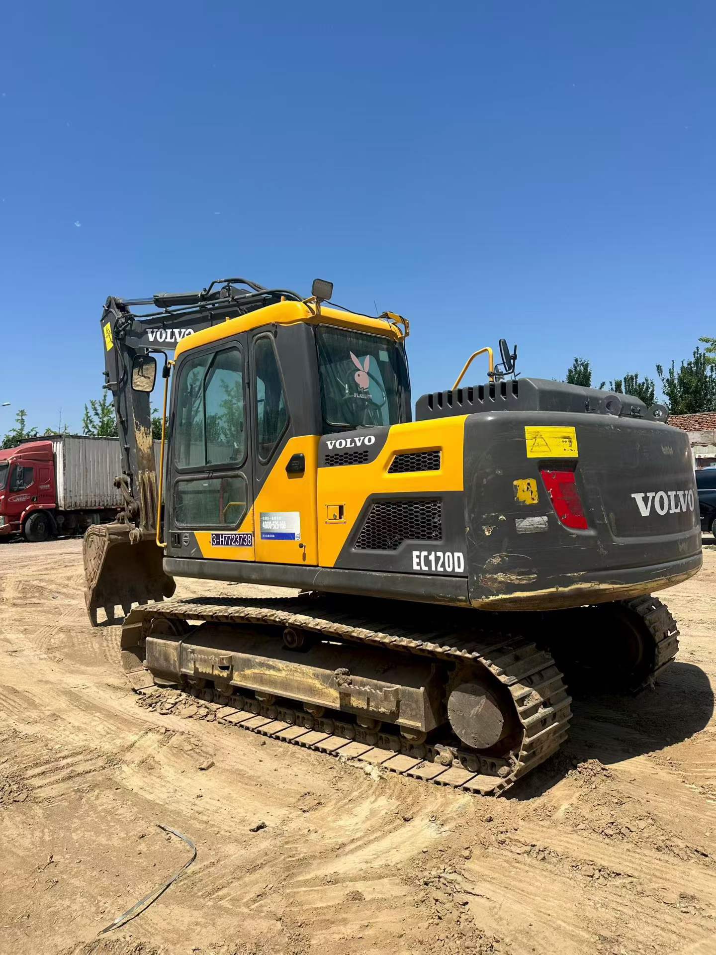 Buy Volvo EC120D Used Excavator / 8