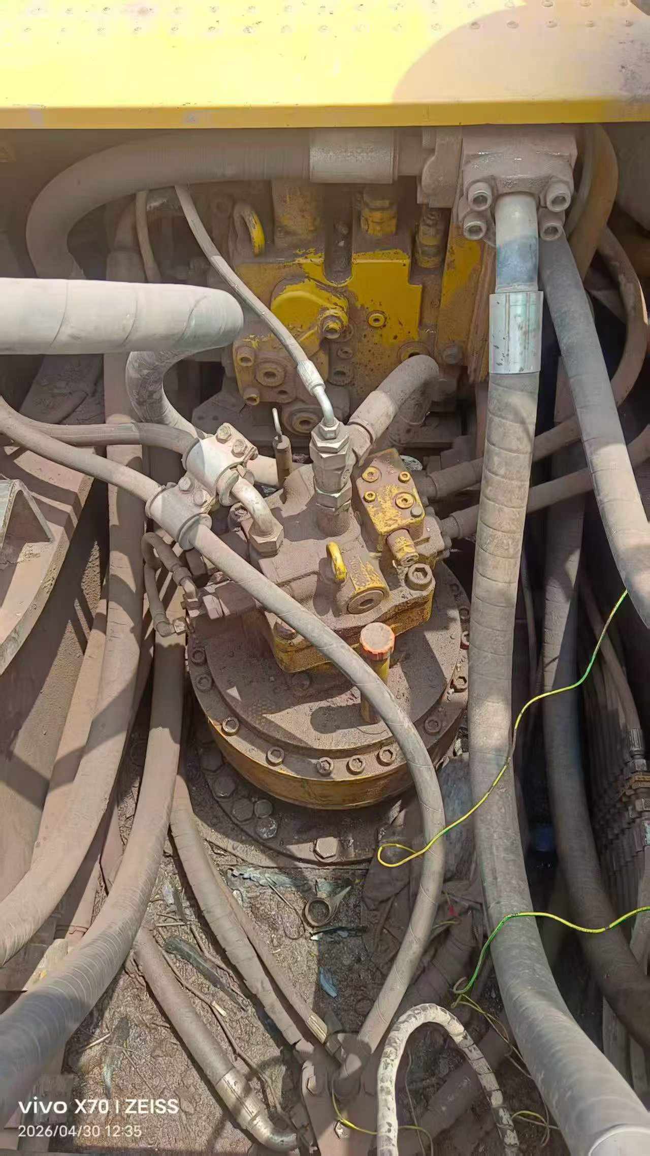 Buy Sany SY375H Used Excavator / 4