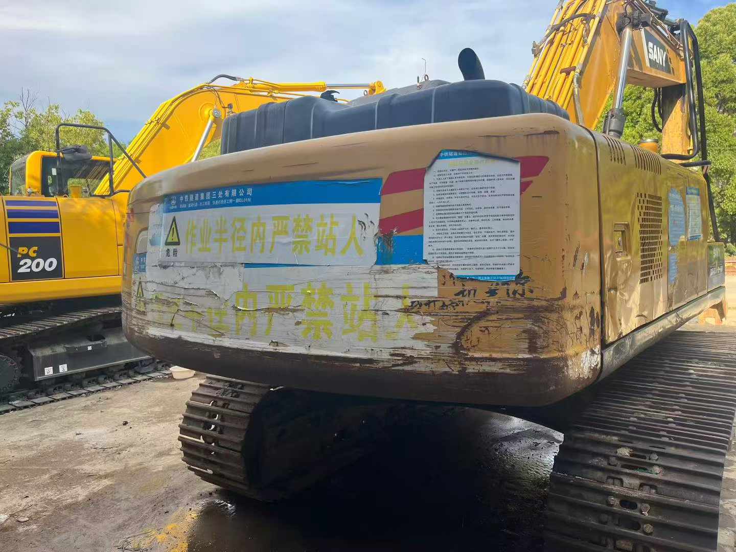 Buy Sany SY215C Used Excavator / 2