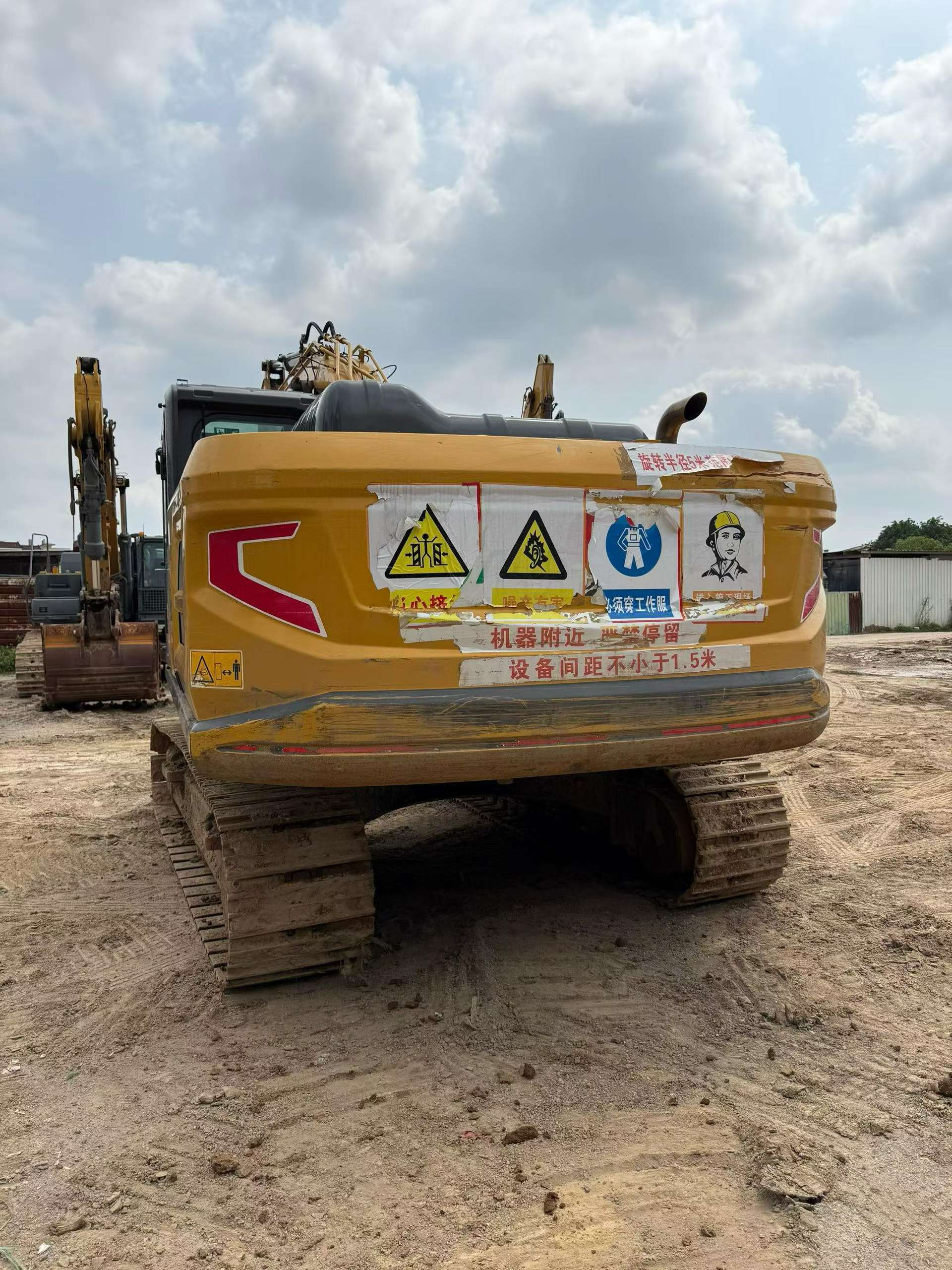 Buy XCMG XE200 Used Excavator / 3