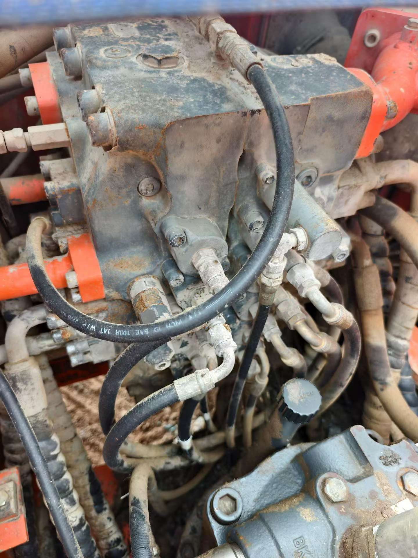Buy Doosan DH225-9 Used Excavator / 5