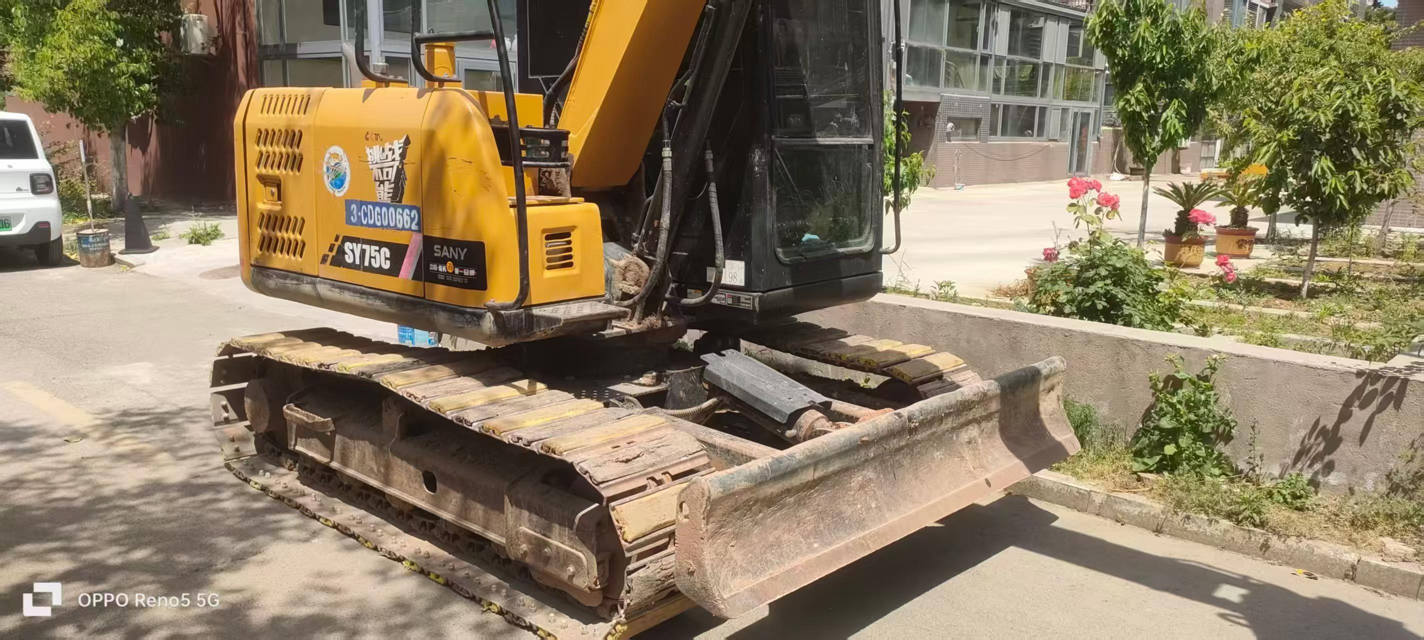 Buy Sany SY75 Used Excavator / 2