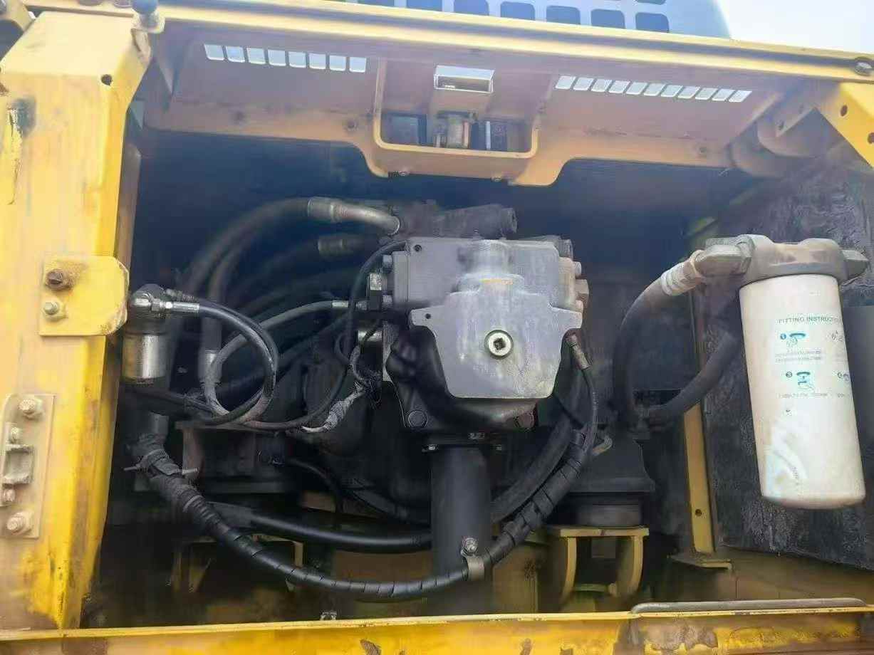 Buy Komatsu PC360-7 Used Excavator / 8