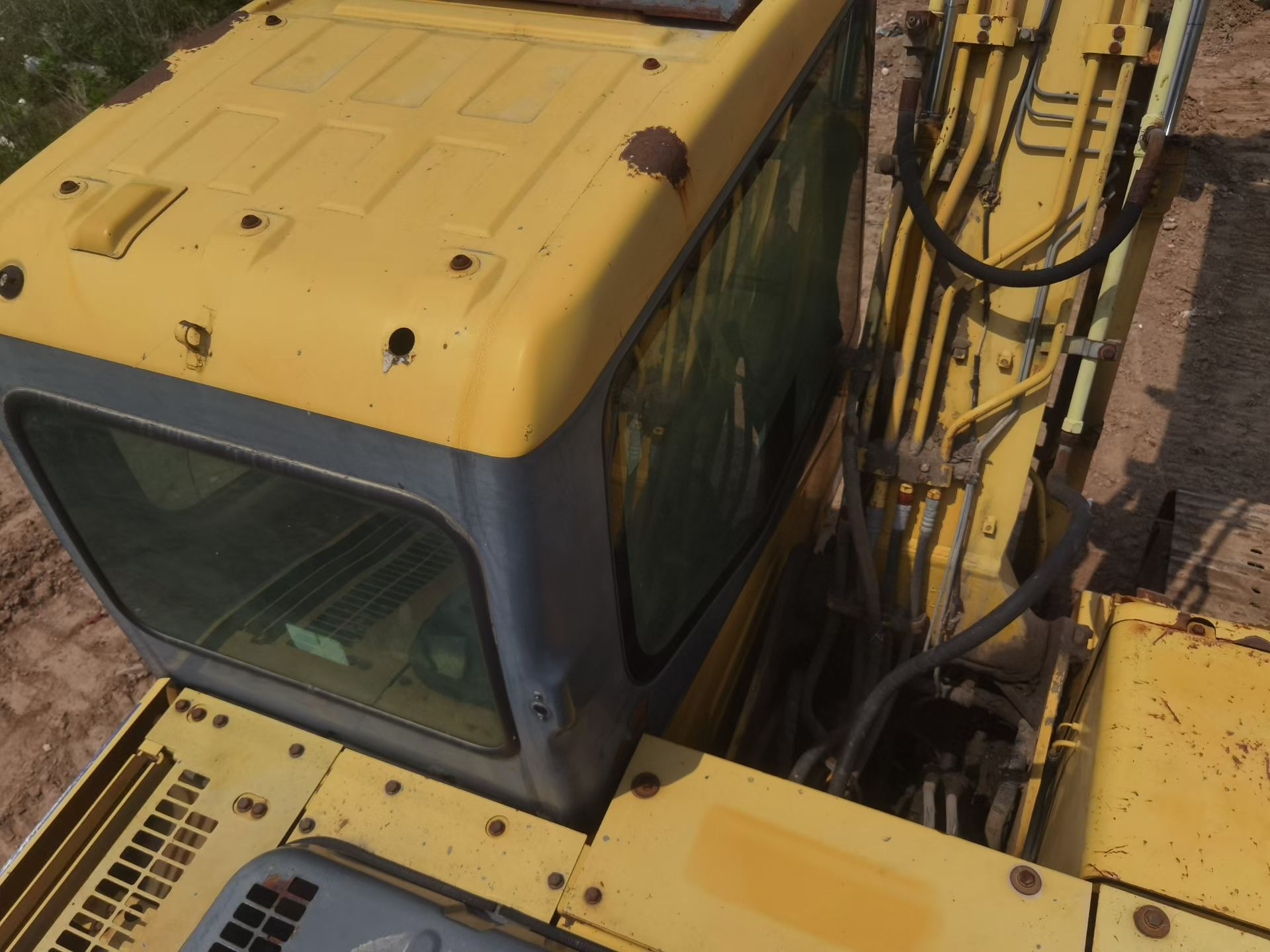 Buy Komatsu PC130-7 Used Excavator / 9