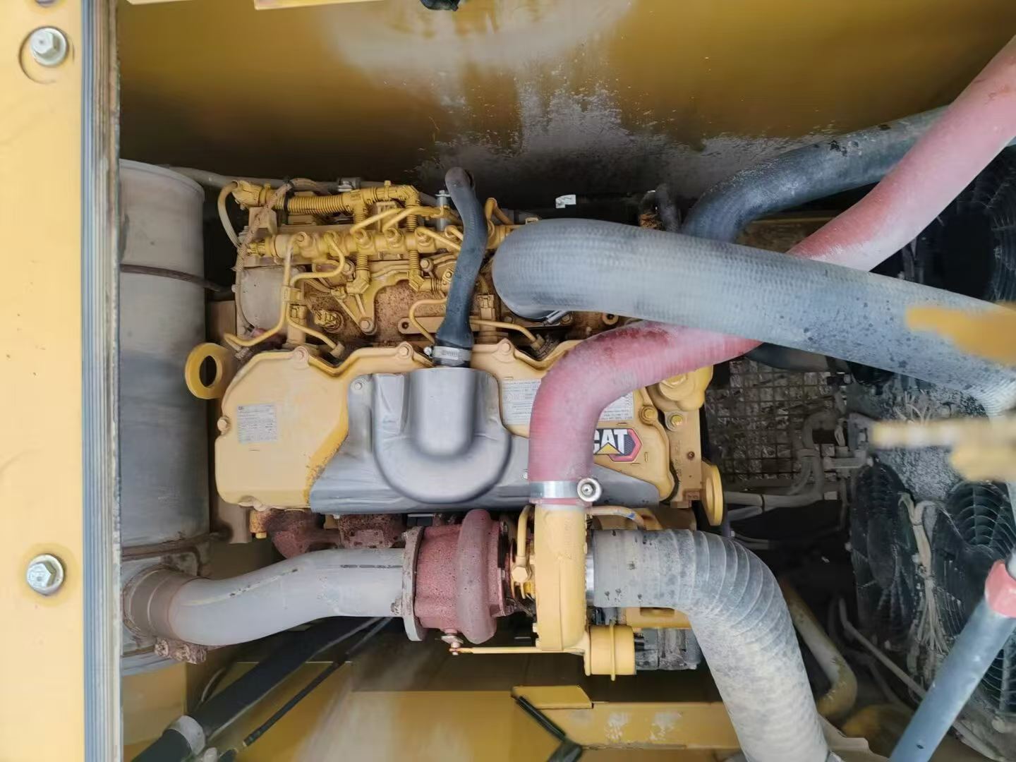 Buy Caterpillar 320GC Used Excavator / 2
