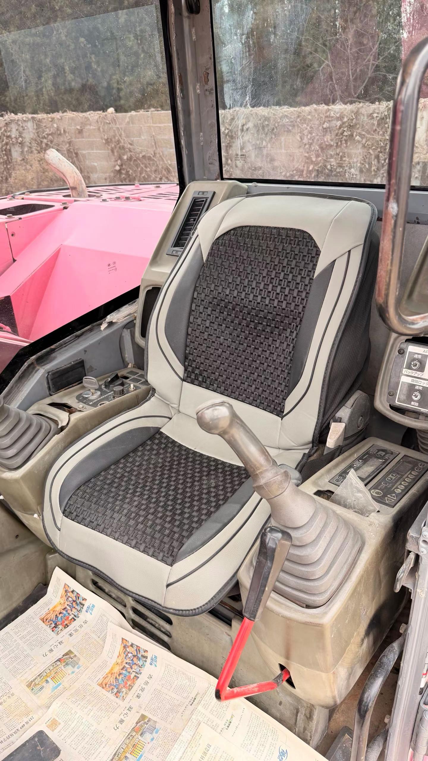 Buy Kato HD308R Used Excavator / 6