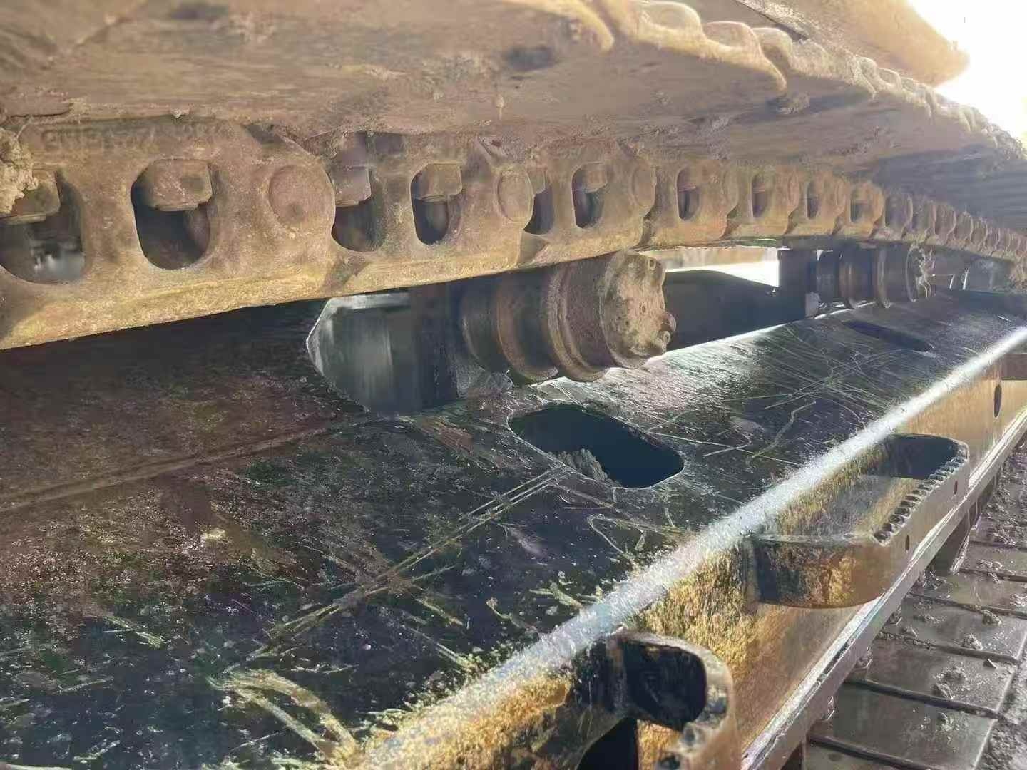 Buy Caterpillar 323 Used Excavator / 8