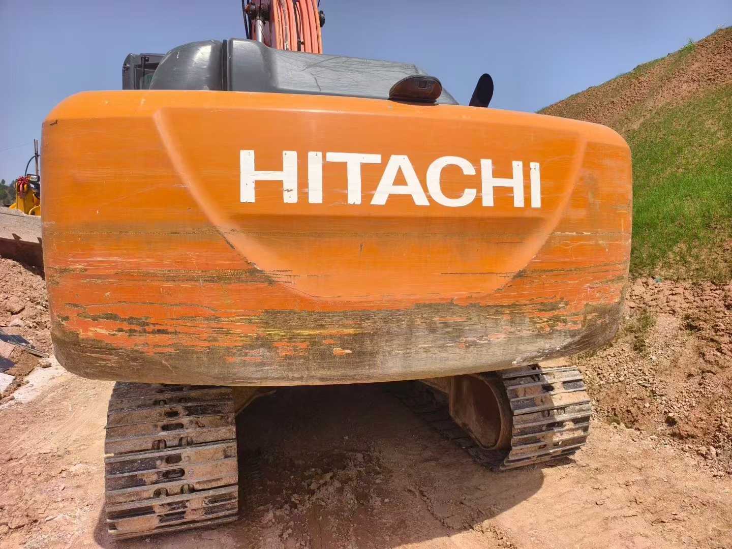 Buy Hitachi EX210 Used Excavator / 5