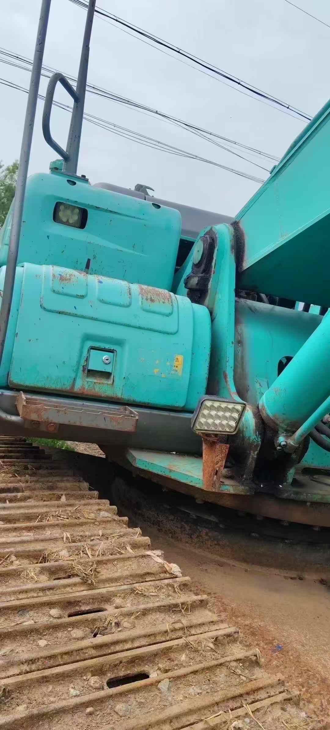 Buy Kobelco SK230-6E Used Excavator / 4