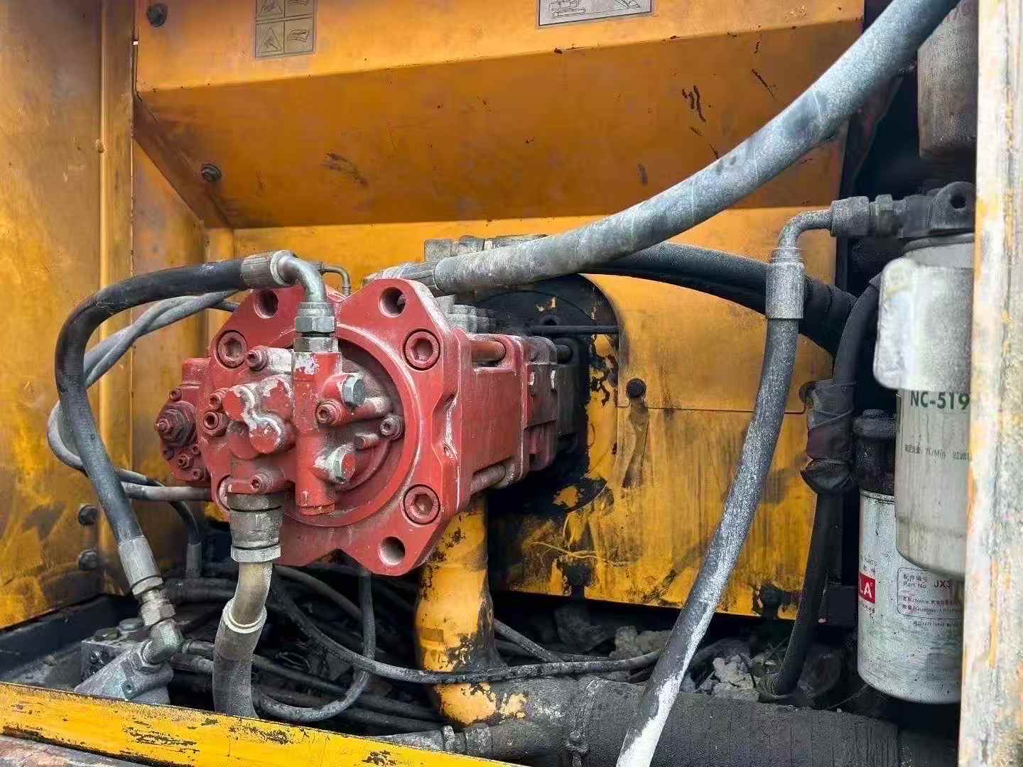 Buy Hyundai R225-7 Used Excavator / 3