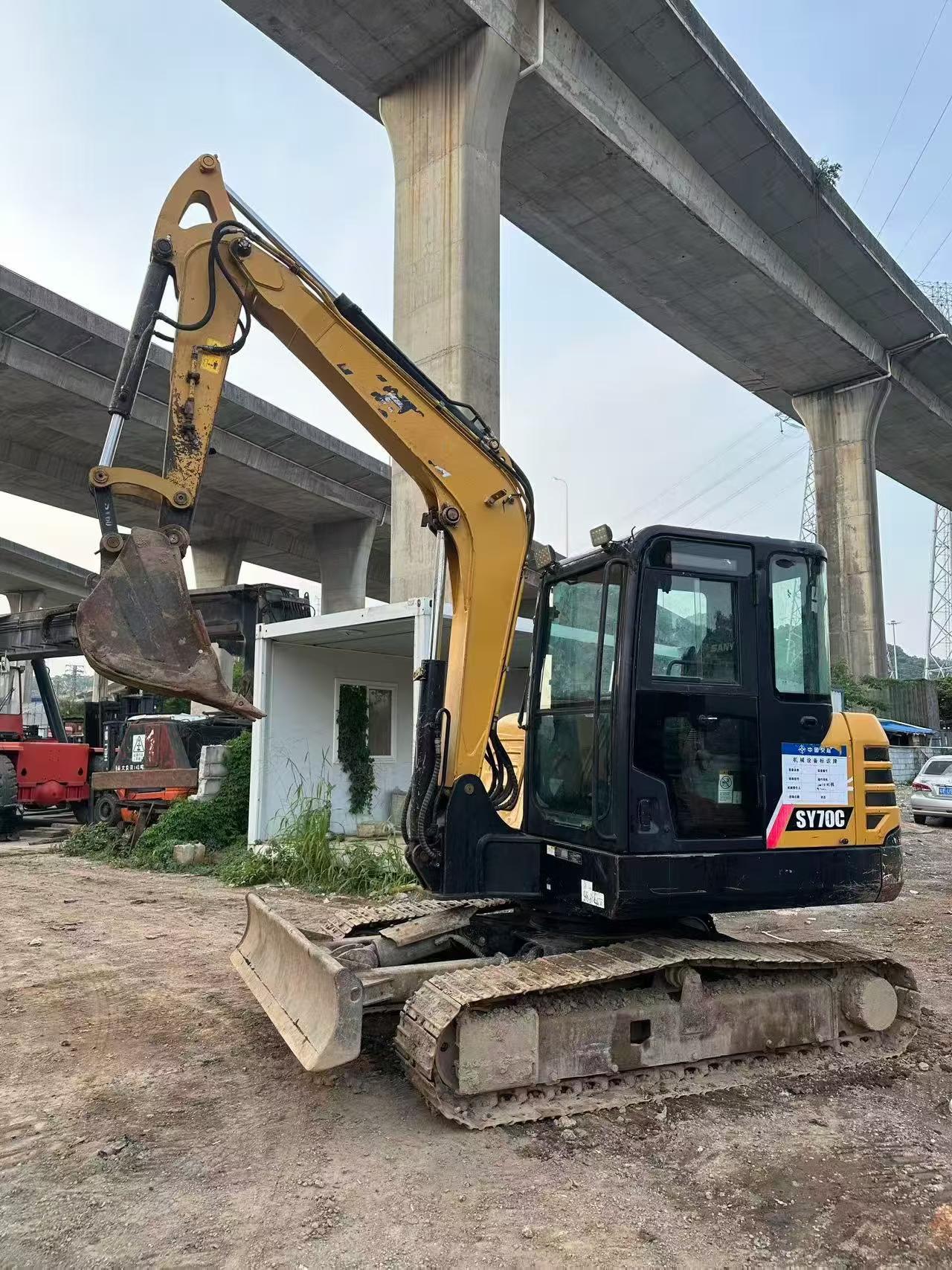 Buy Sany SY60 Used Excavator / 8