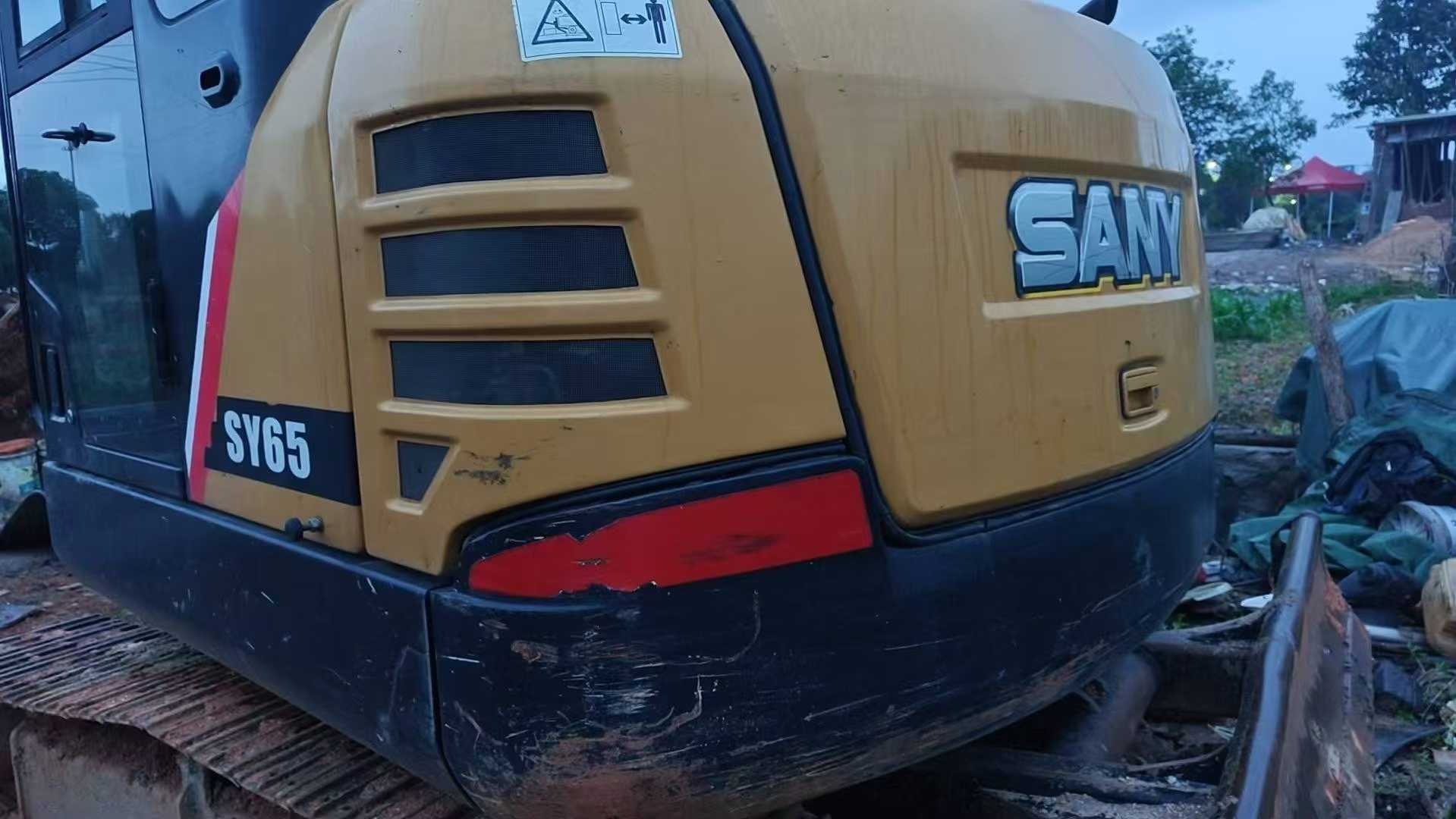 Buy Sany SY55 Used Excavator / 3