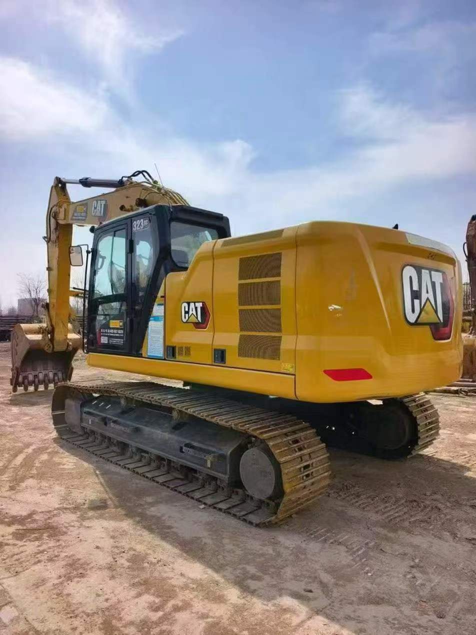 Buy Caterpillar 323 Used Excavator / 4