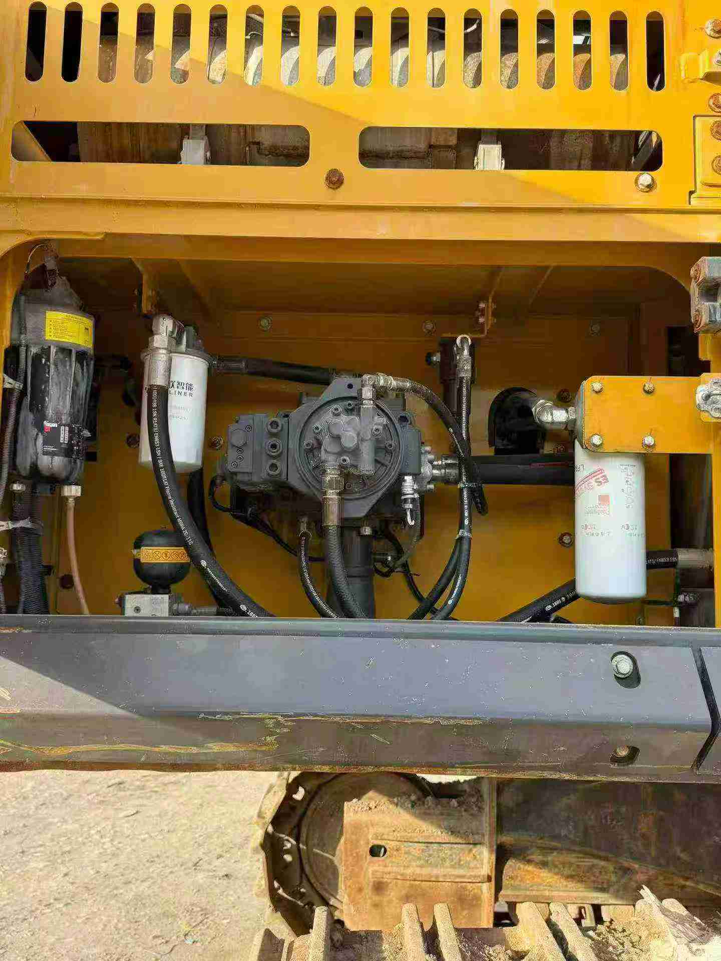 Buy XCMG XE380K Used Excavator / 3