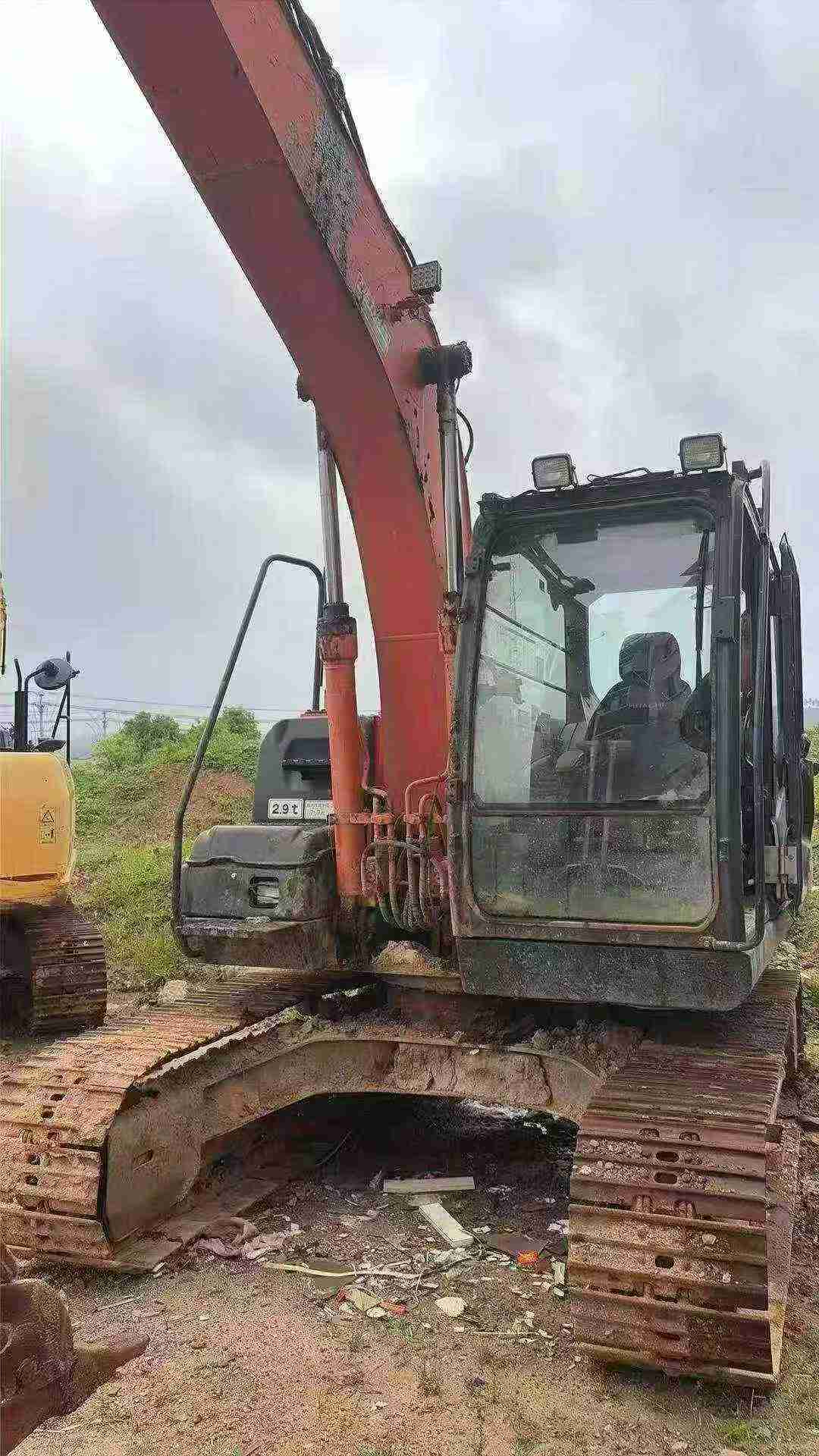 Buy Hitachi EX120-3 Used Excavator / 2