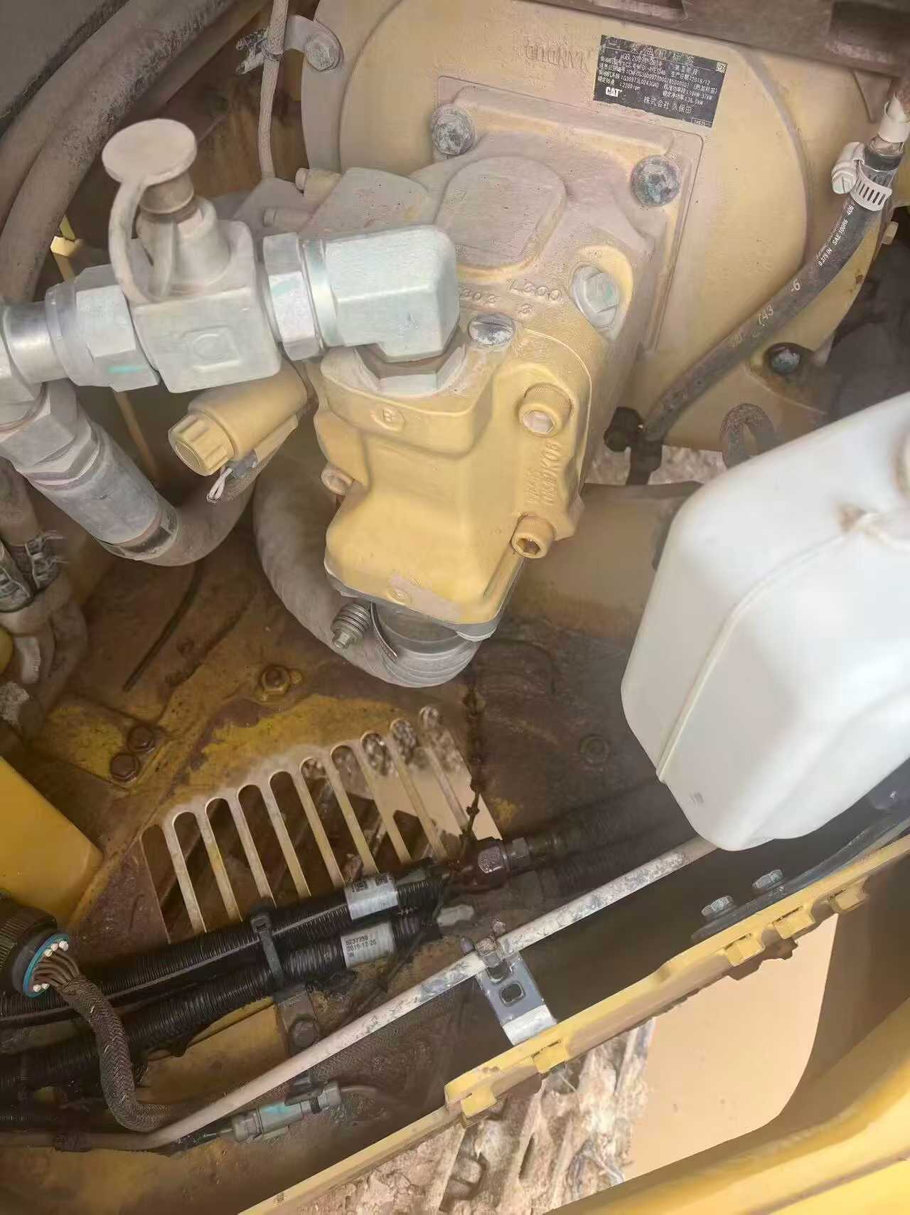 Buy Caterpillar 307B Used Excavator / 5