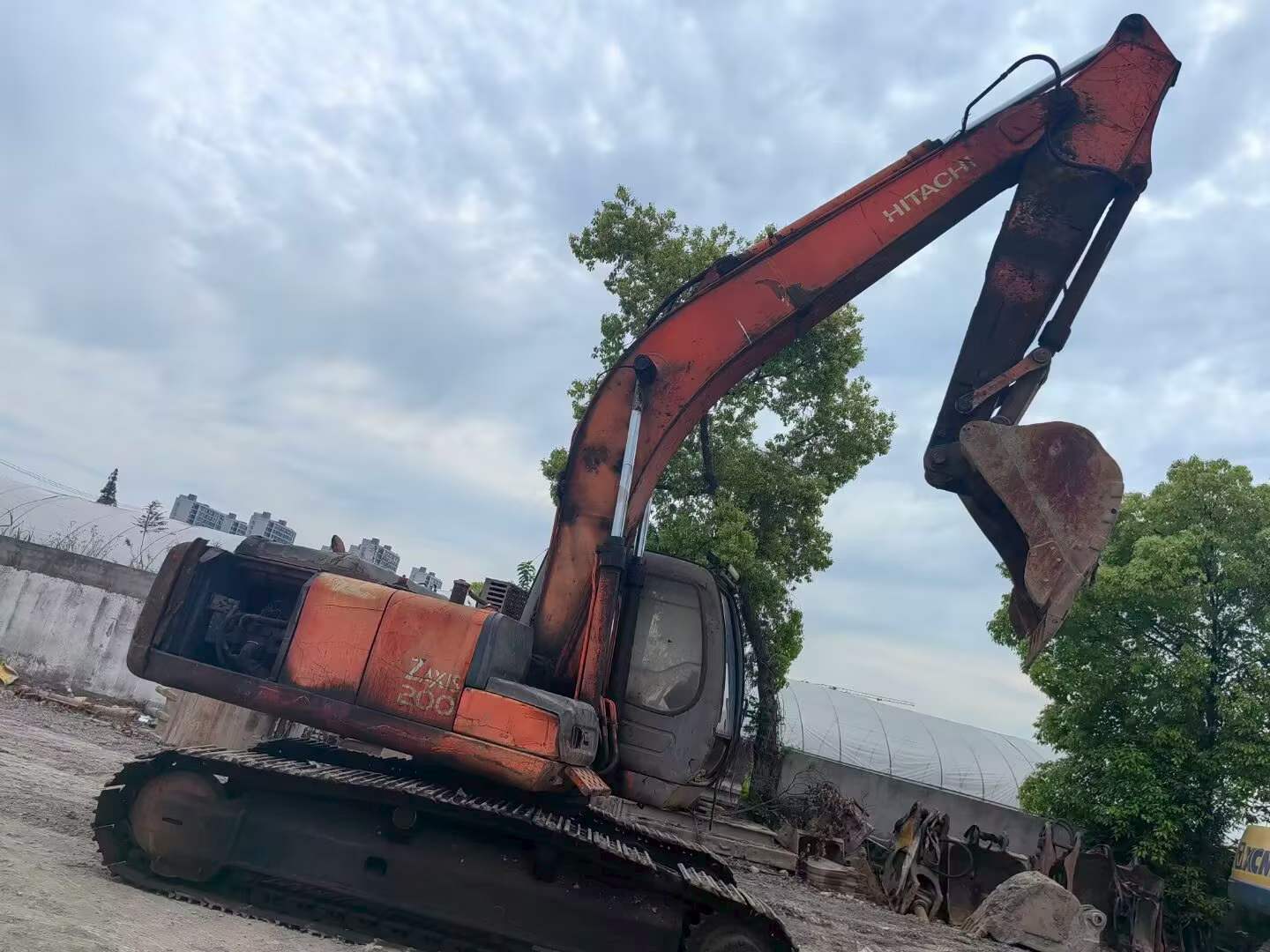 Buy Hitachi ZX200-6 Used Excavator / 2