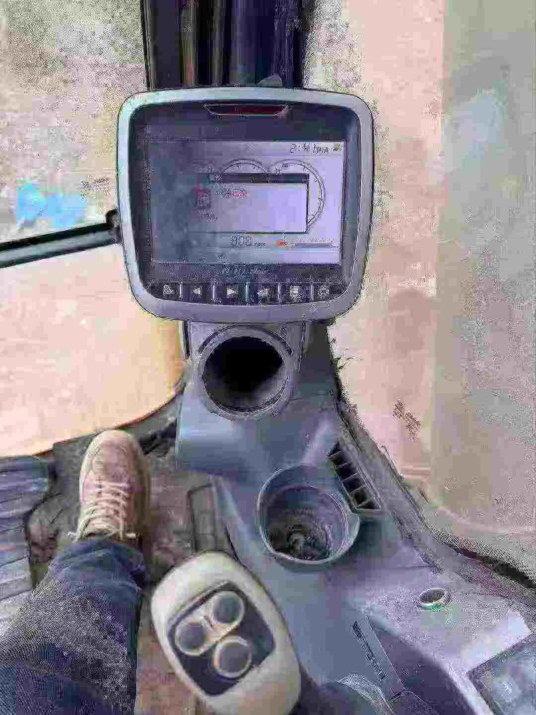 Buy Doosan DH215-9 Used Excavator / 6