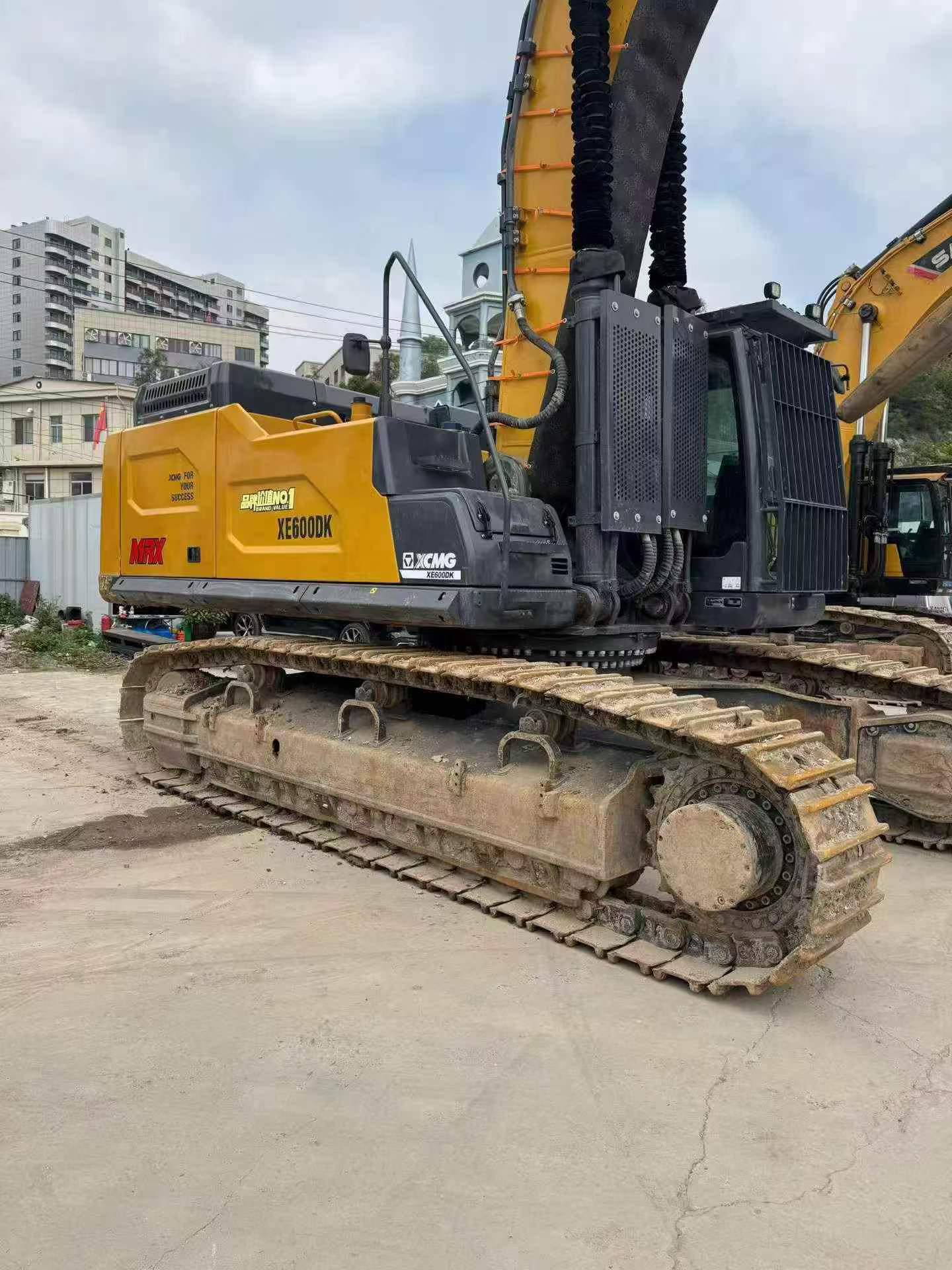 Buy XCMG XE600DK Used Excavator / 5