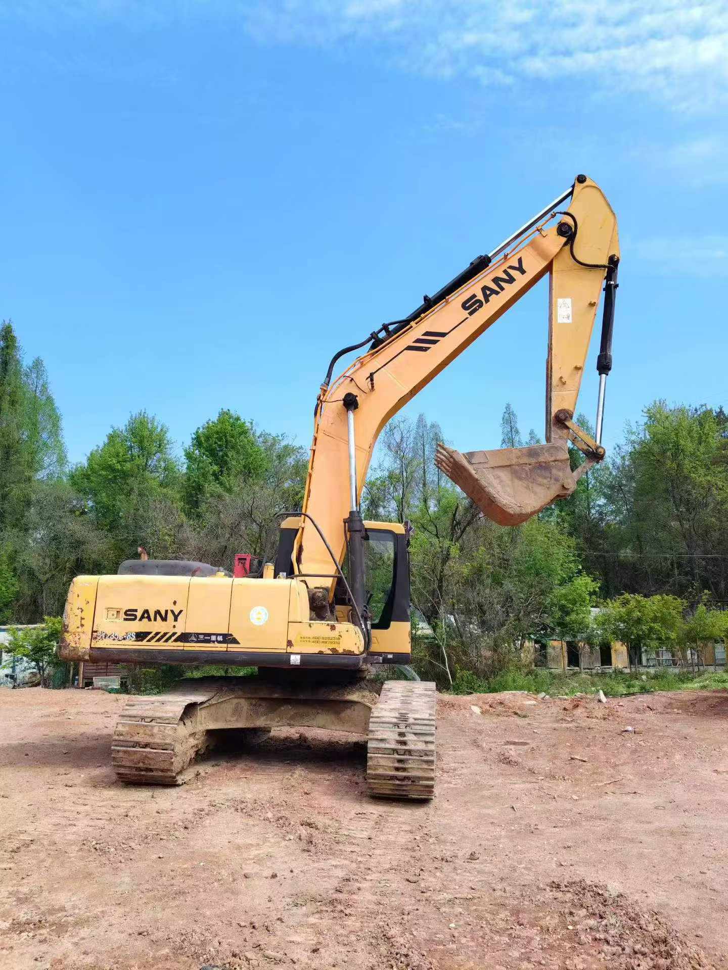 Buy Sany SY215C-8 Used Excavator / 2