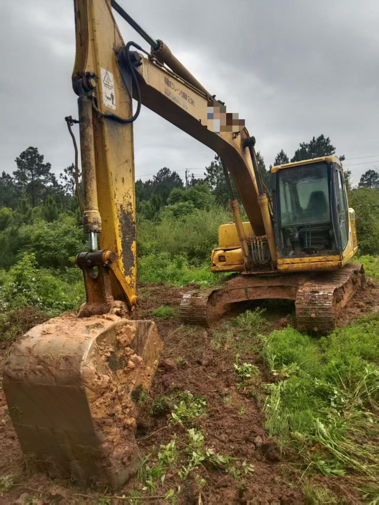 Buy Komatsu PC120-6E0 Used Excavator / 3