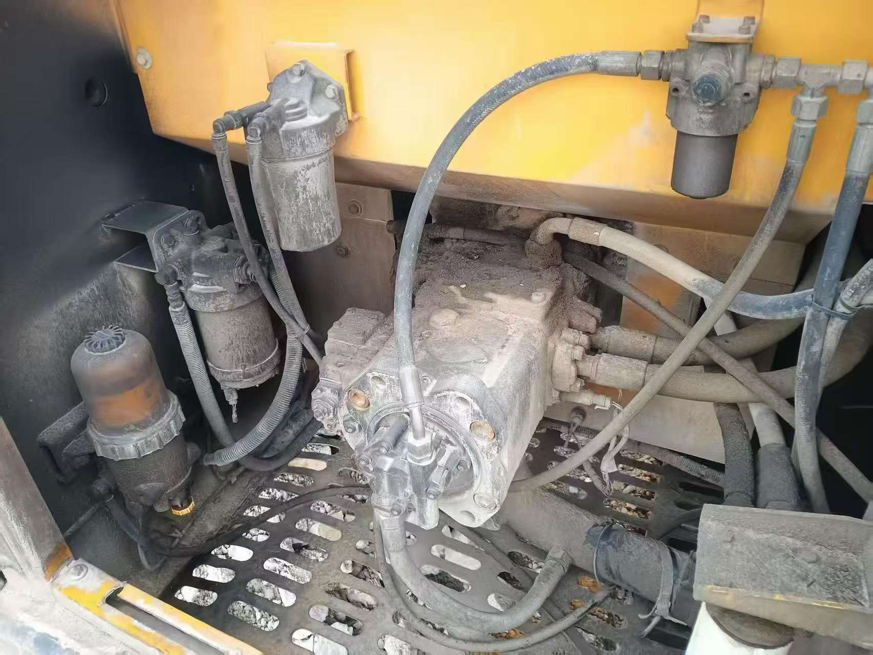 Buy XCMG XE305D Used Excavator / 5