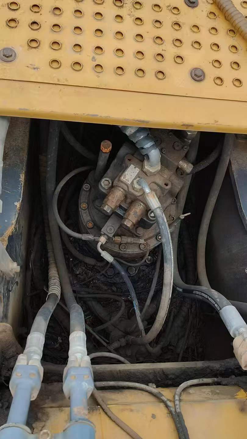 Buy XCMG XE200 Used Excavator / 6