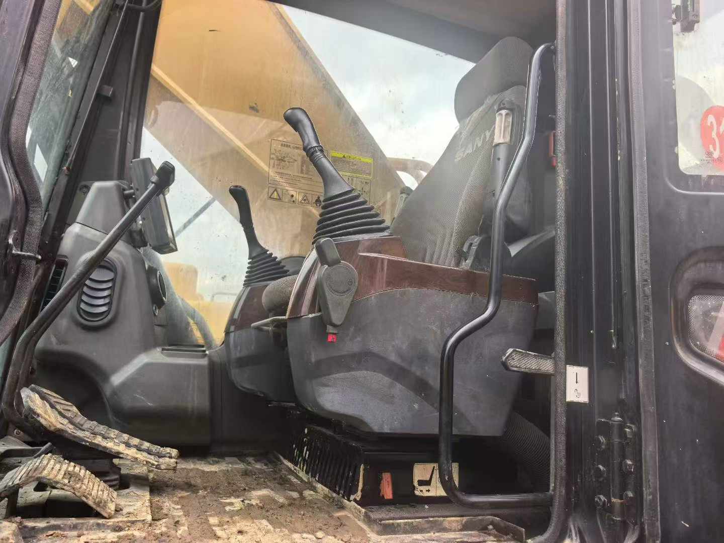 Buy Sany SY485C Used Excavator / 4