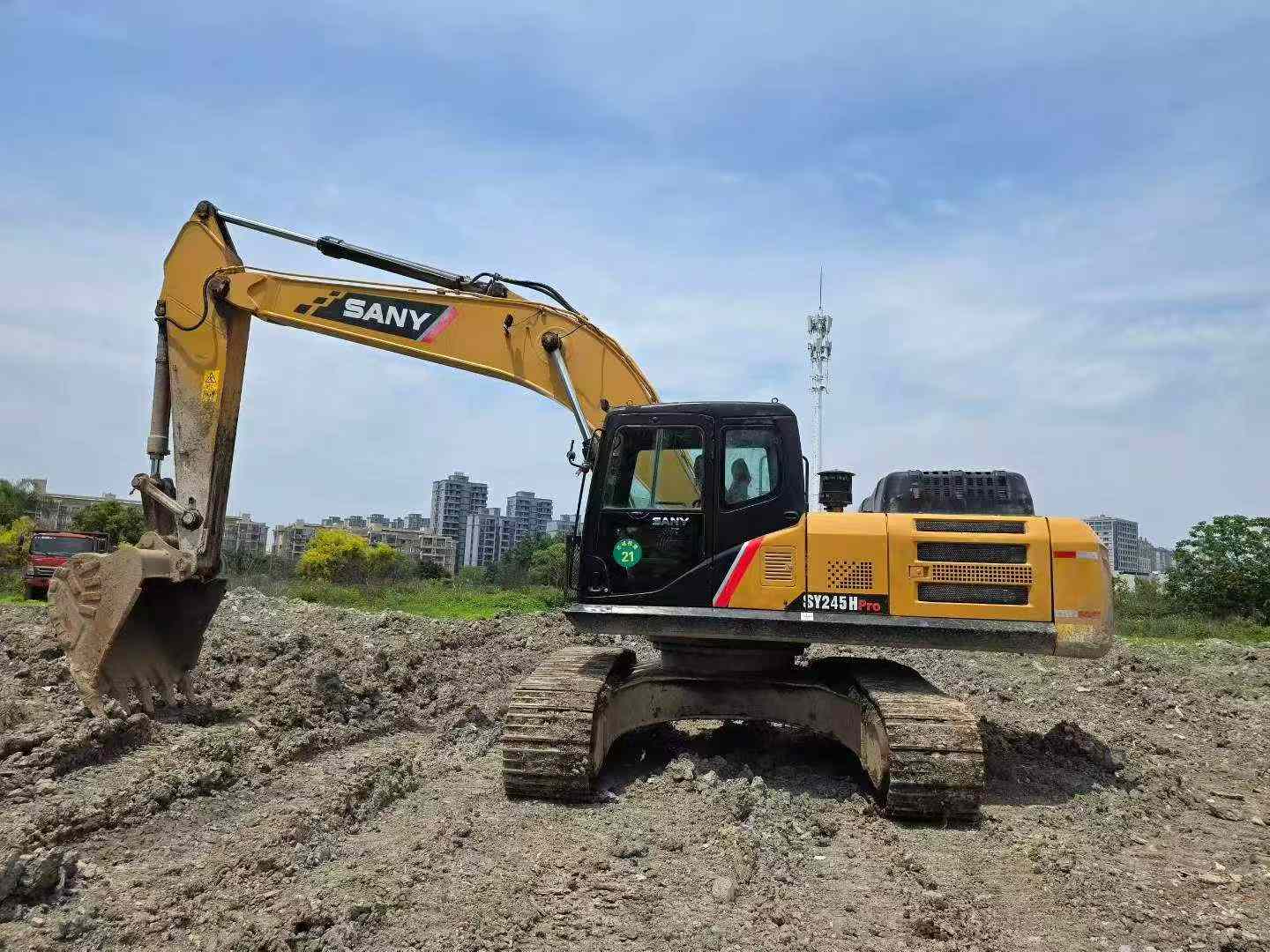 Buy Sany SY245H Used Excavator / 3
