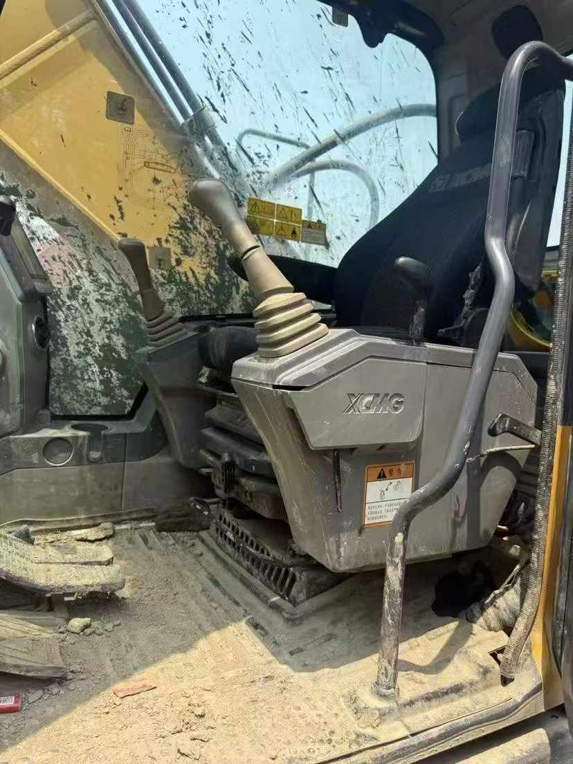 Buy Sany SY205C Used Excavator / 4