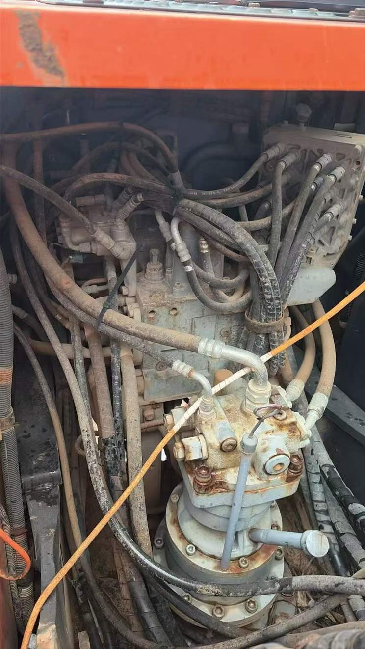 Buy Hitachi EX120-3 Used Excavator / 8