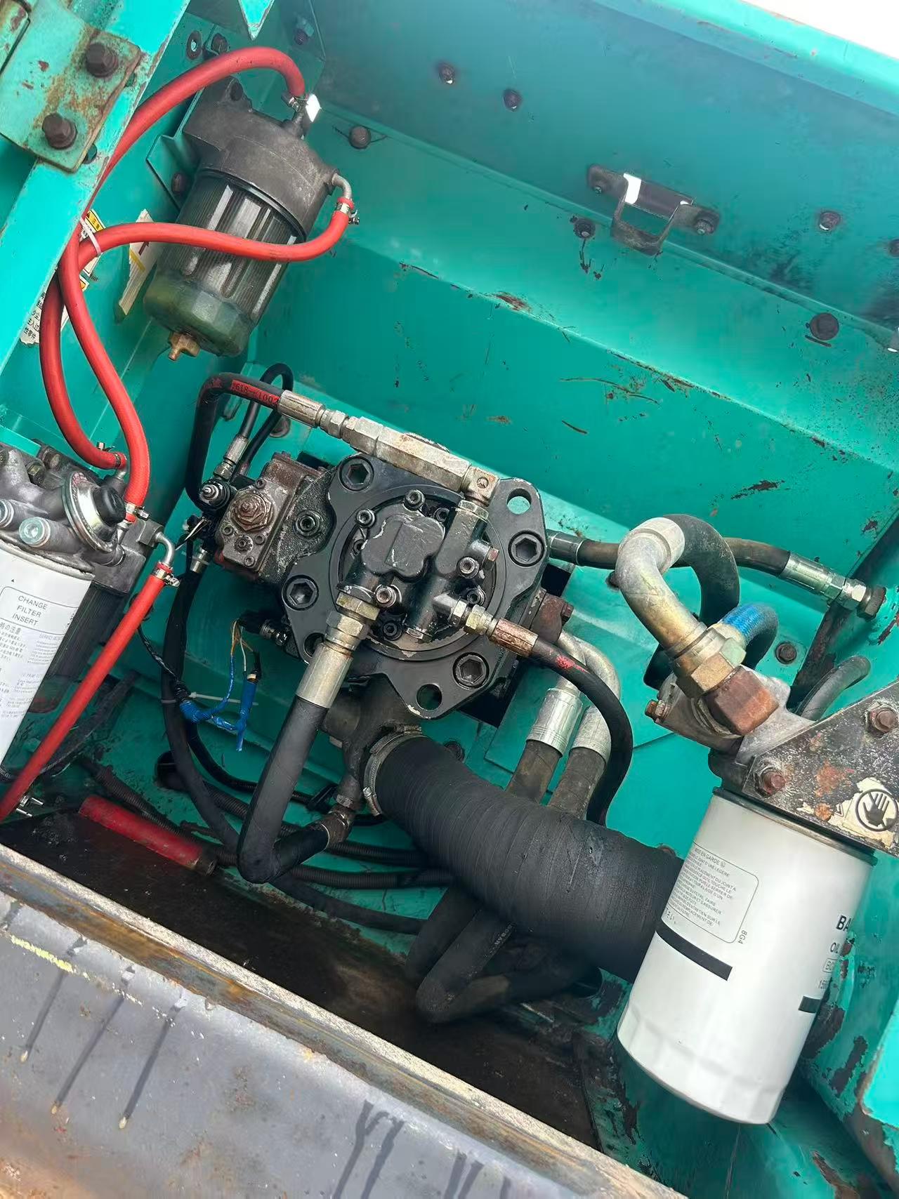 Buy Kobelco SK200-8 Used Excavator / 8