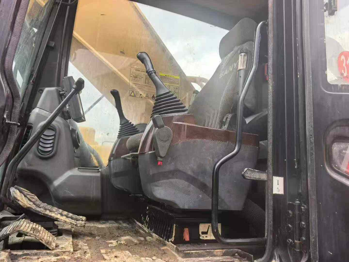 Buy Sany SY485C Used Excavator / 4