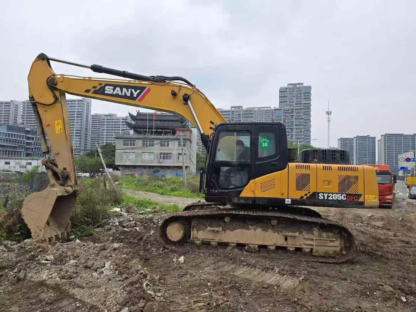 Buy Sany SY205C Used Excavator / 4