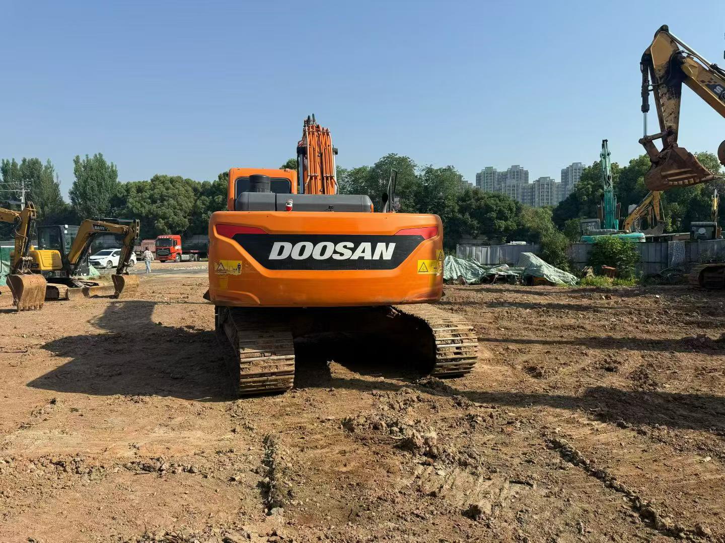 Buy Doosan DX230LC Used Excavator / 3